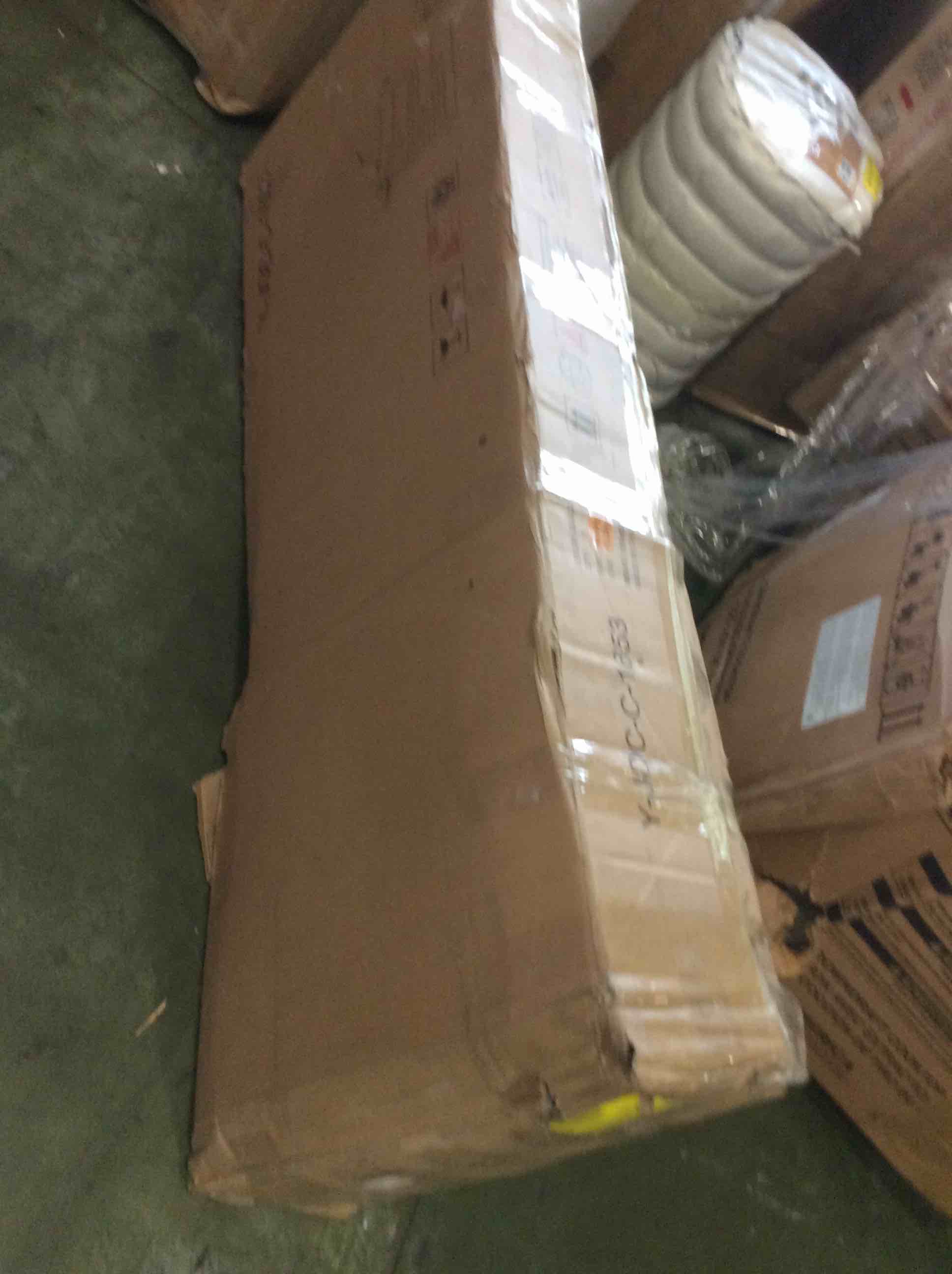 https://s3.amazonaws.com/lotting-images-prod/bidfta/BRN4100854_1779471813181.jpeg