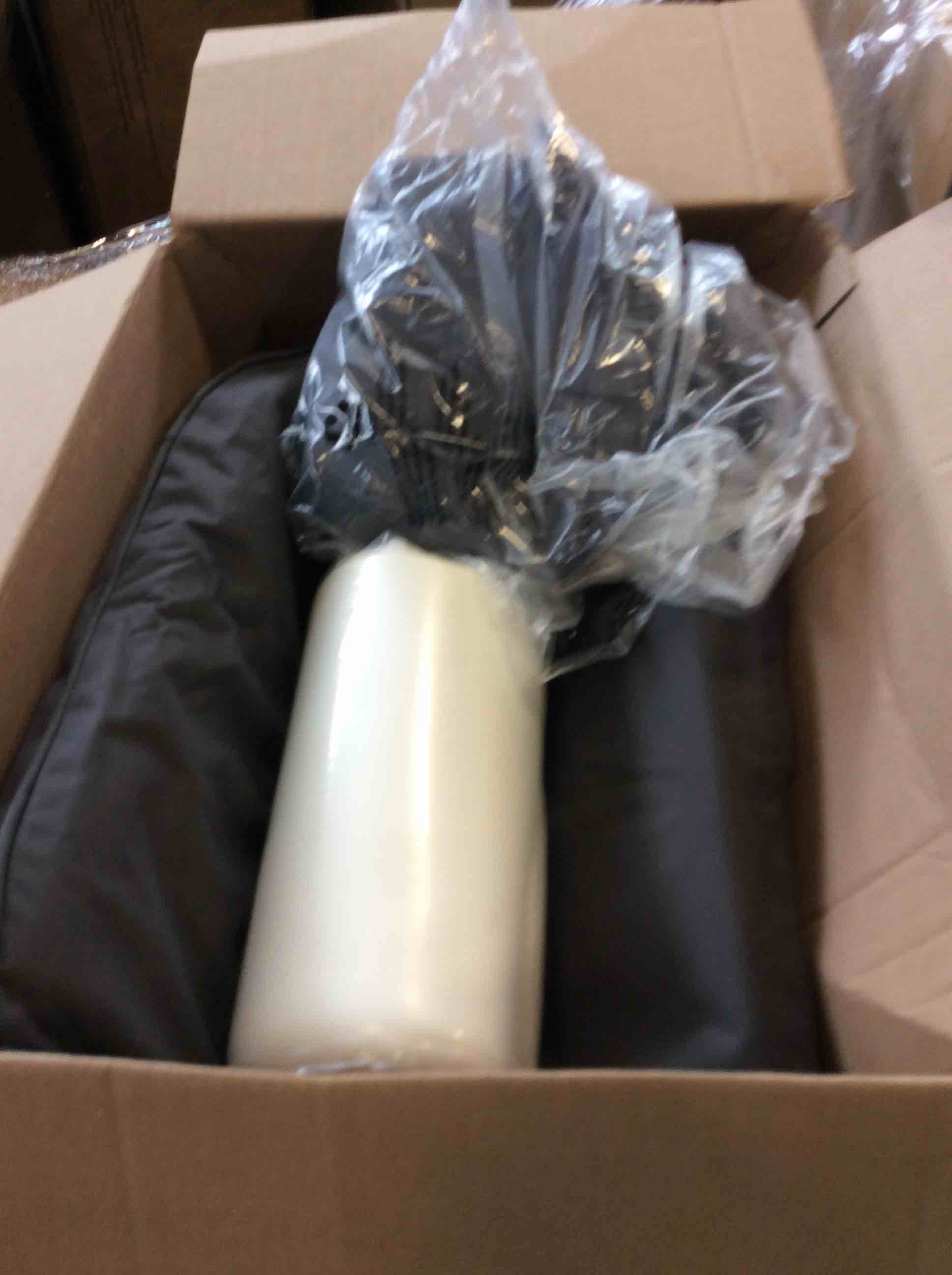https://s3.amazonaws.com/lotting-images-prod/bidfta/BRN4100867_1779475123142.jpeg