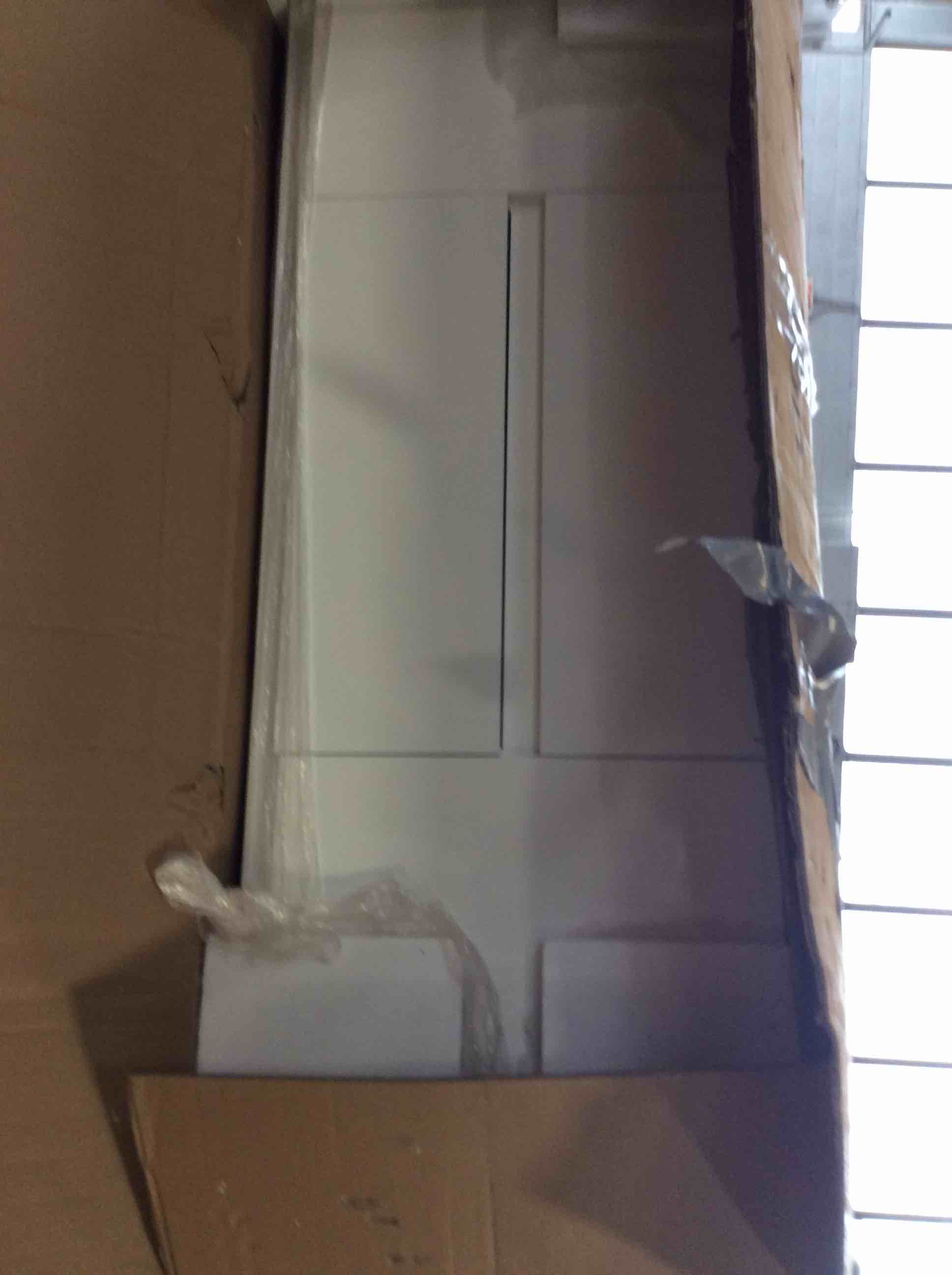 https://s3.amazonaws.com/lotting-images-prod/bidfta/BRN4100873_1779472336302.jpeg