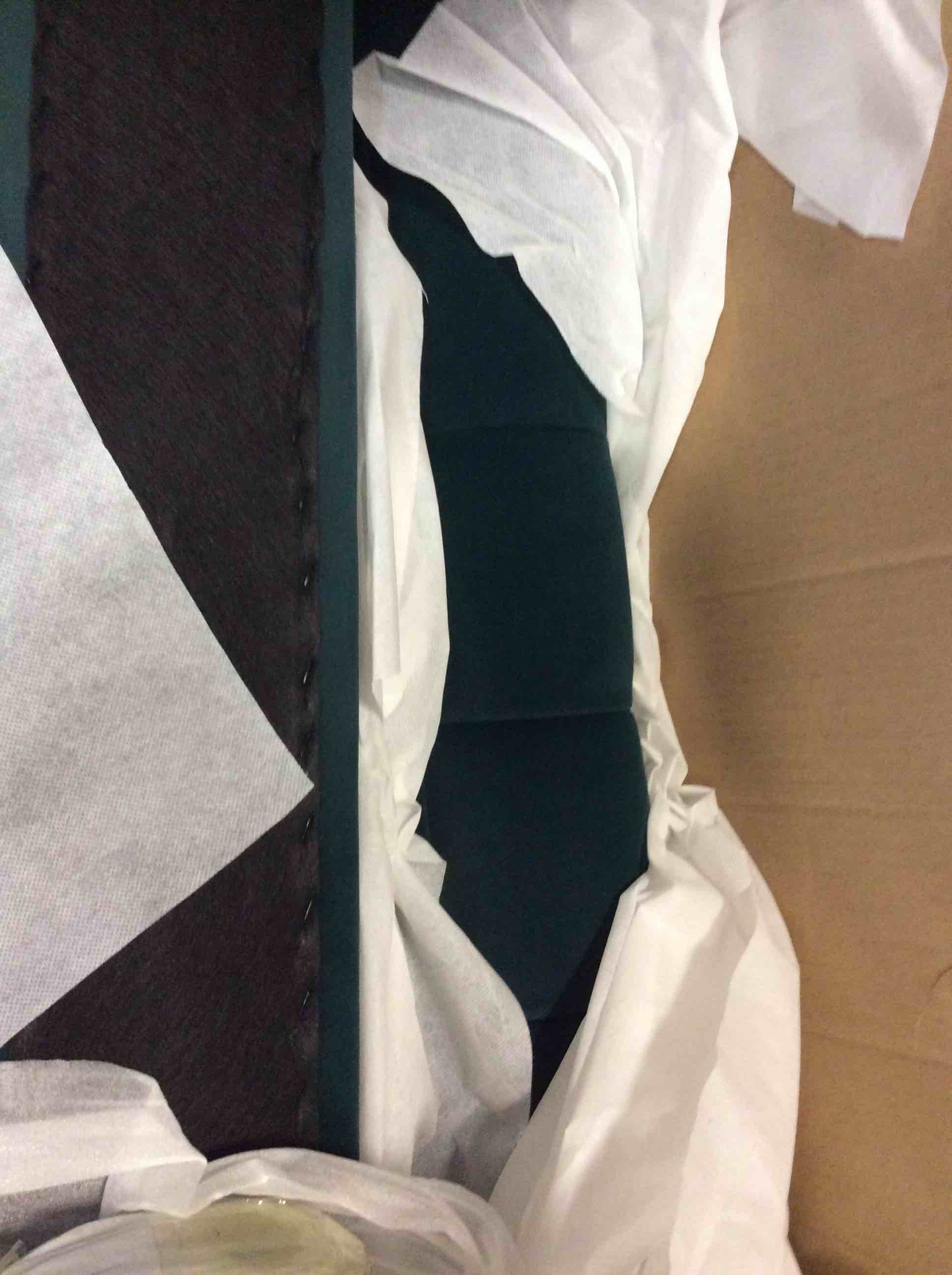 https://s3.amazonaws.com/lotting-images-prod/bidfta/BRN4100876_1779453730255.jpeg