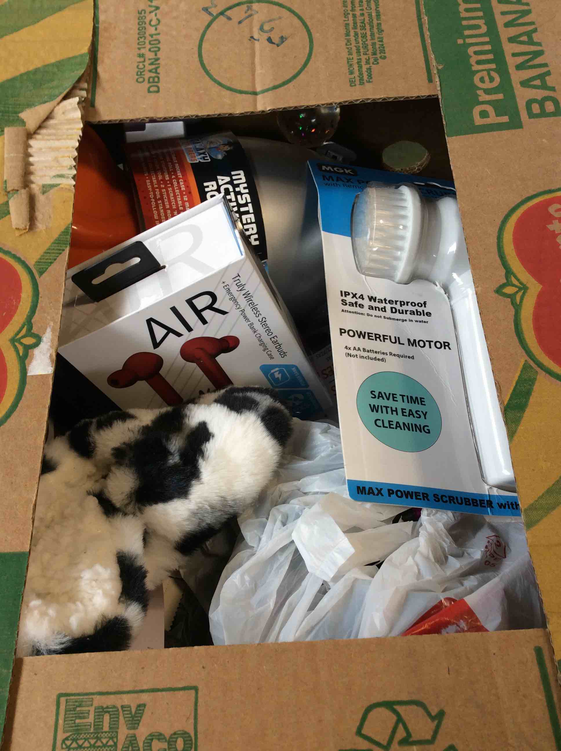 https://s3.amazonaws.com/lotting-images-prod/bidfta/BRN4100898_1779463257066.jpeg
