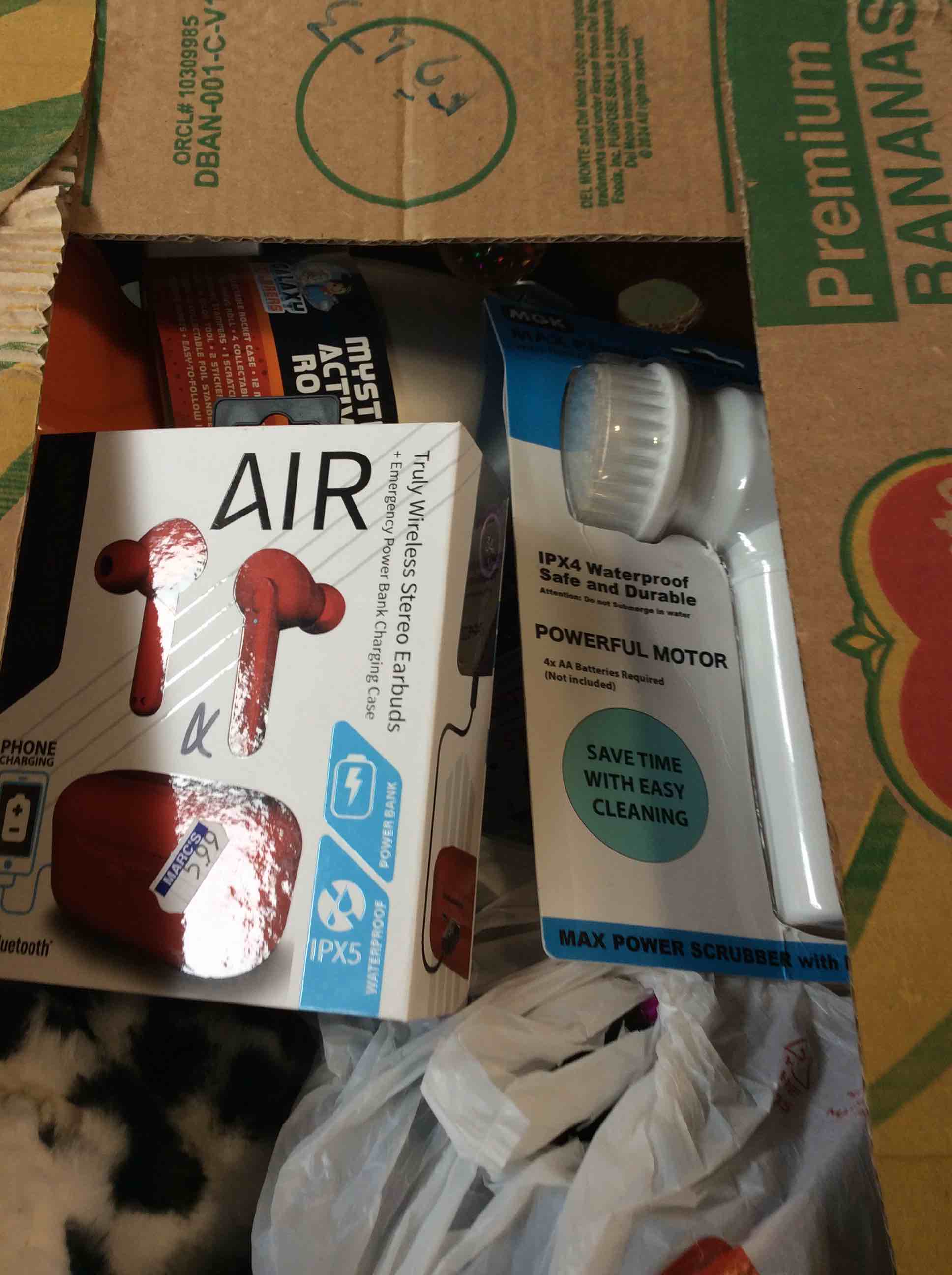 https://s3.amazonaws.com/lotting-images-prod/bidfta/BRN4100898_1779463260390.jpeg