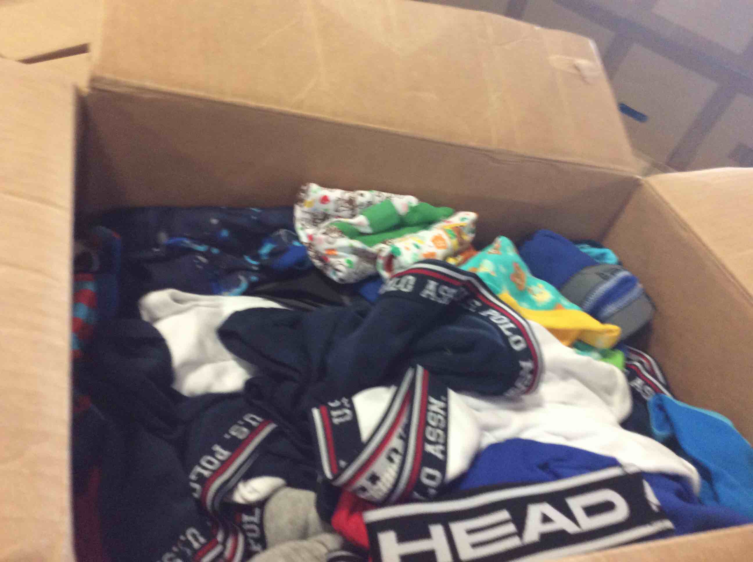 Condition photo showing Good Condition for box lot of miscellaneous items 