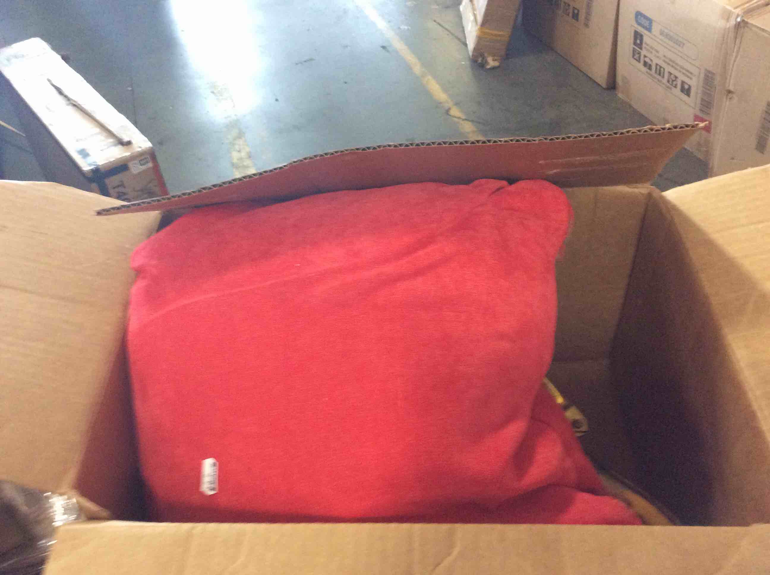 Condition photo showing Good Condition for box lot of miscellaneous items 