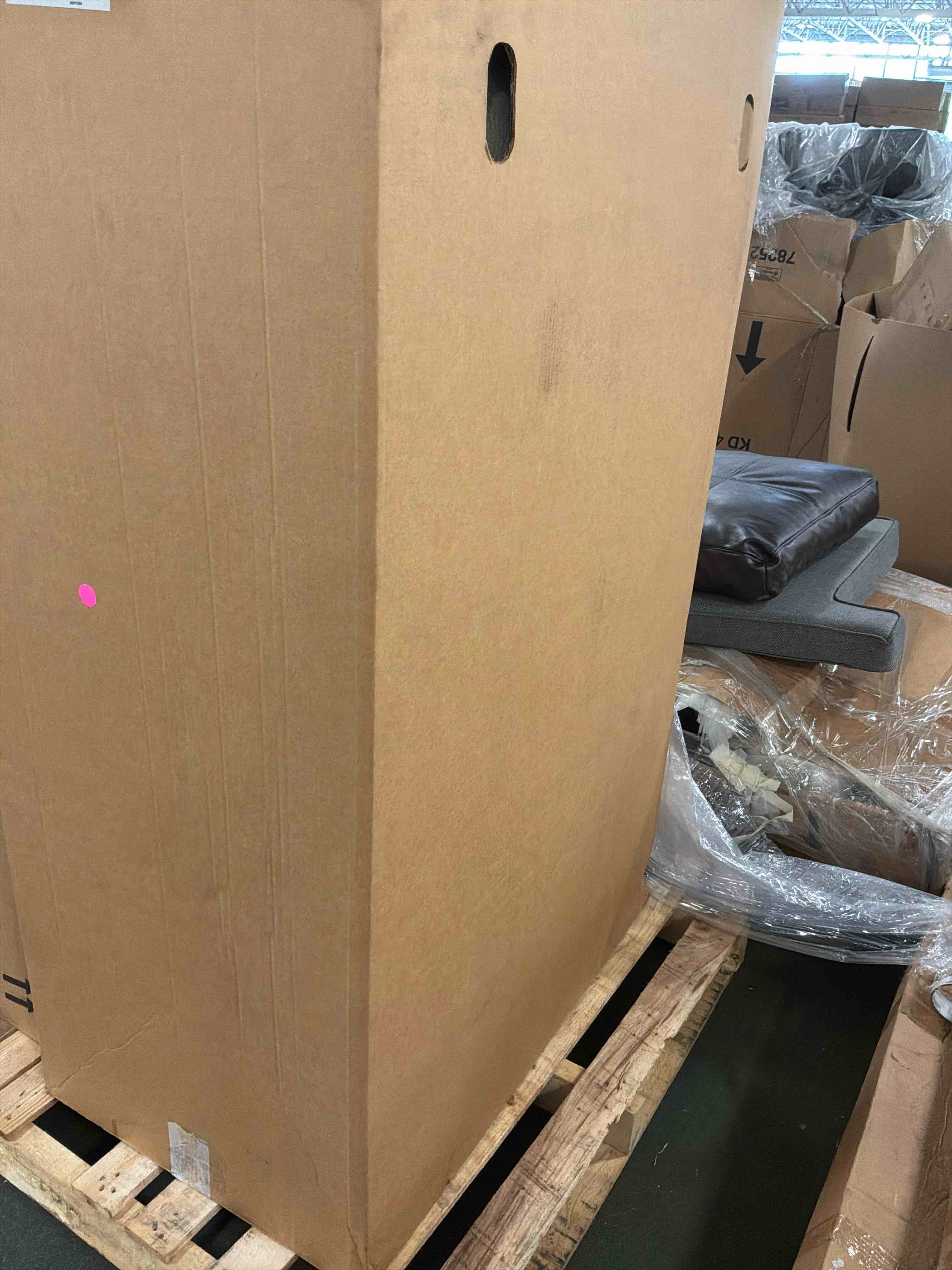 https://s3.amazonaws.com/lotting-images-prod/bidfta/BRN4101442_1782320271867.jpeg