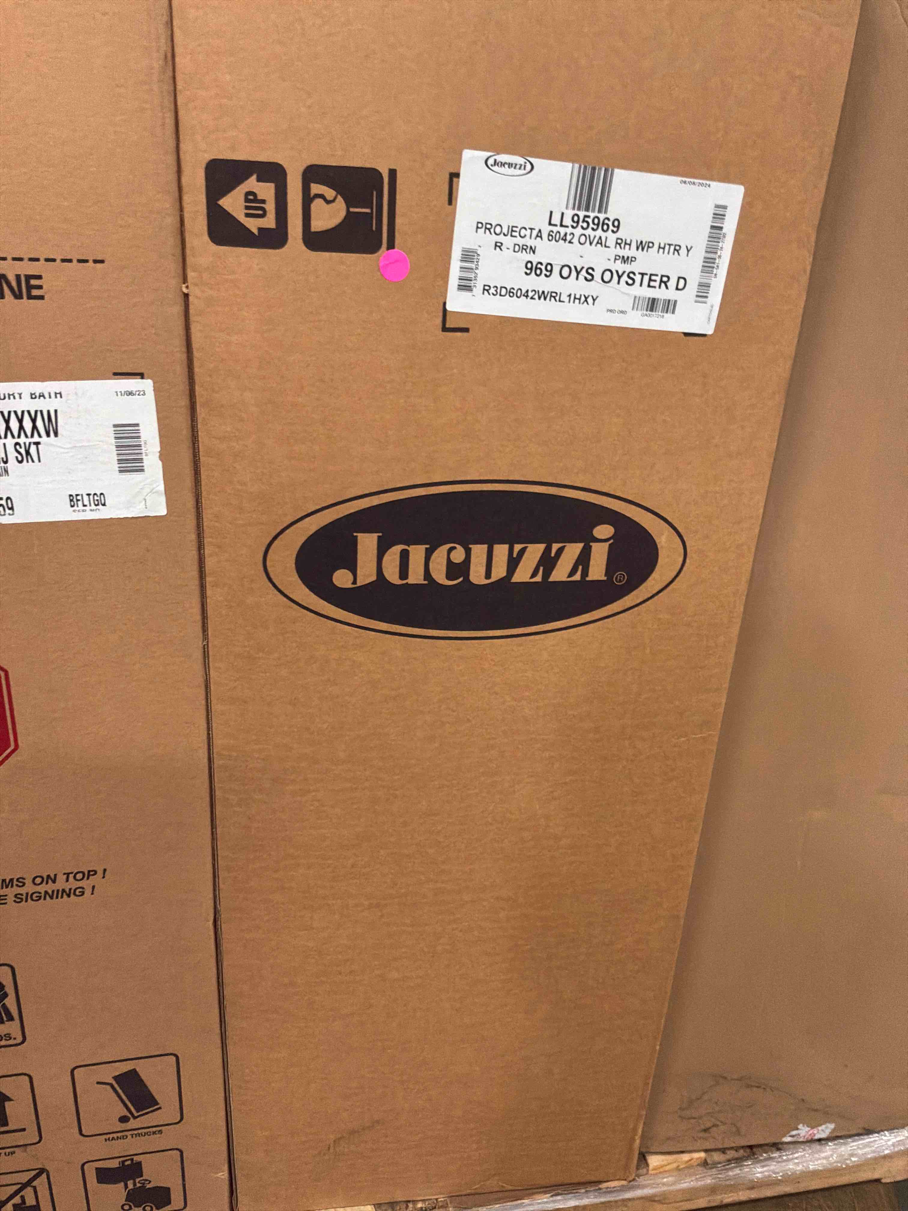 Condition photo showing Good Condition for jacuzzi projecta 6042 oval rh wp htr oyster 
