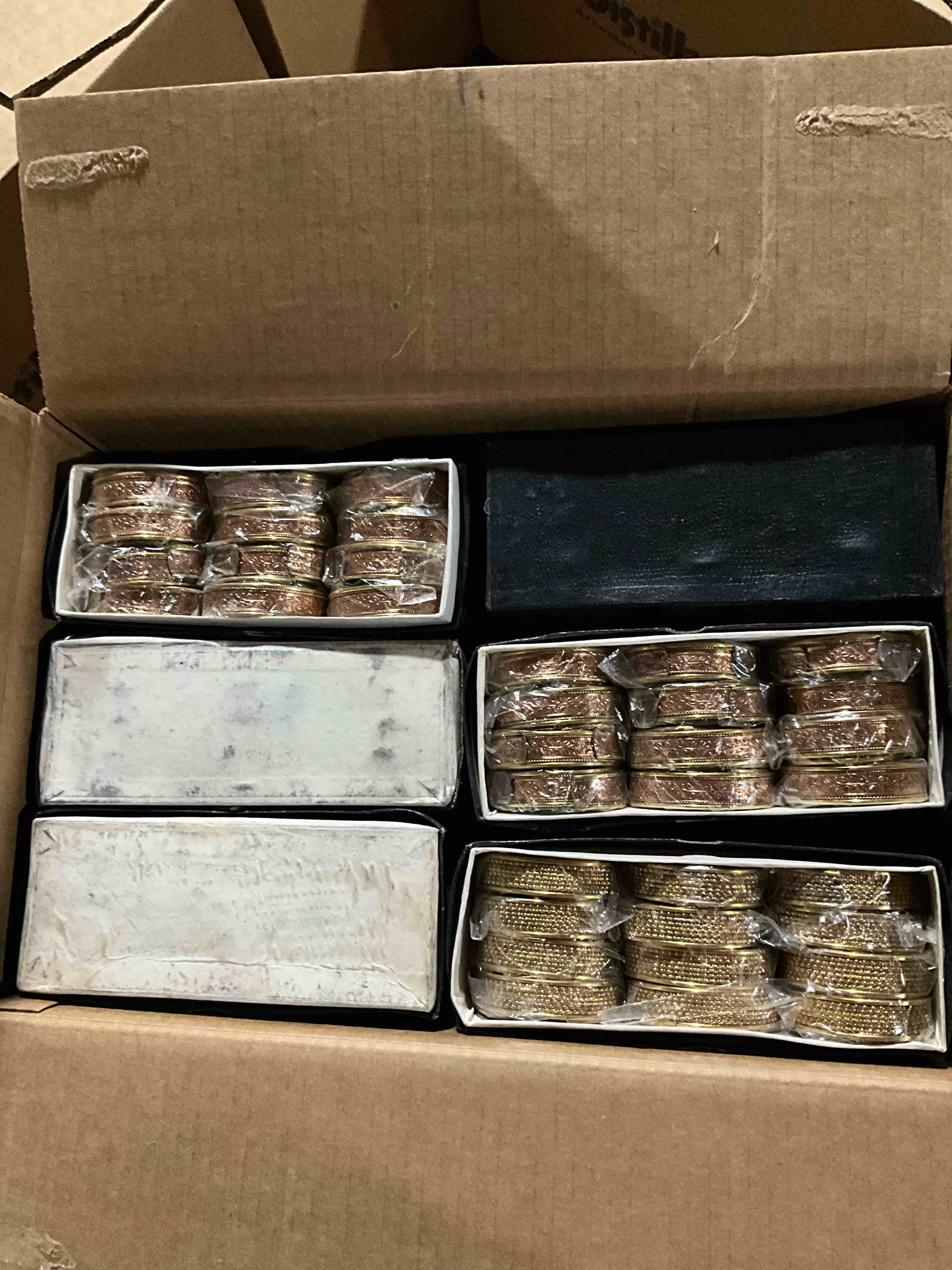 box lot of assorted jewelry 