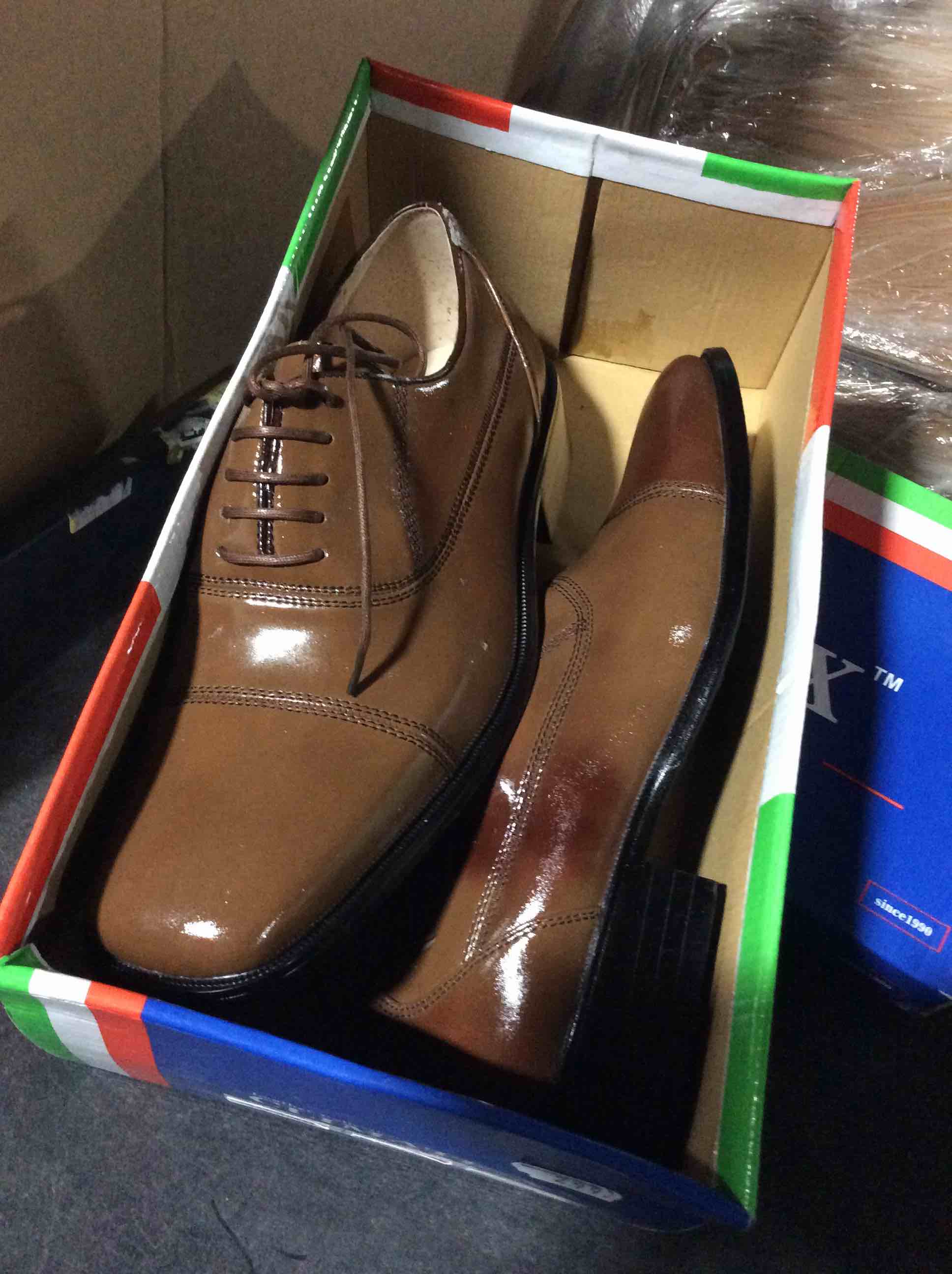 Condition photo showing Good Condition for climate–x A0295 Brown size 7.5