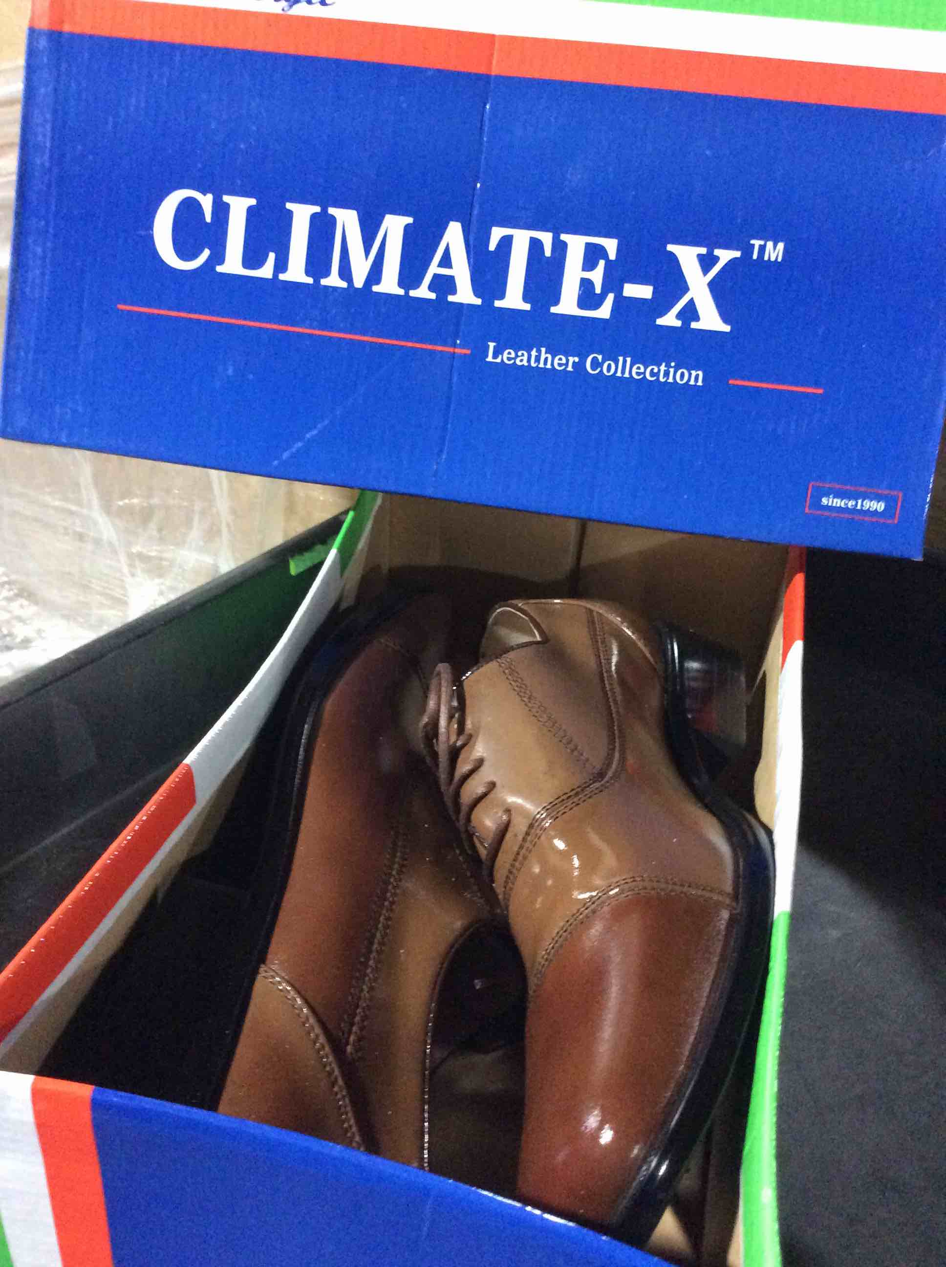 Condition photo showing Good Condition for climate–x A0295 Brown size 7.5