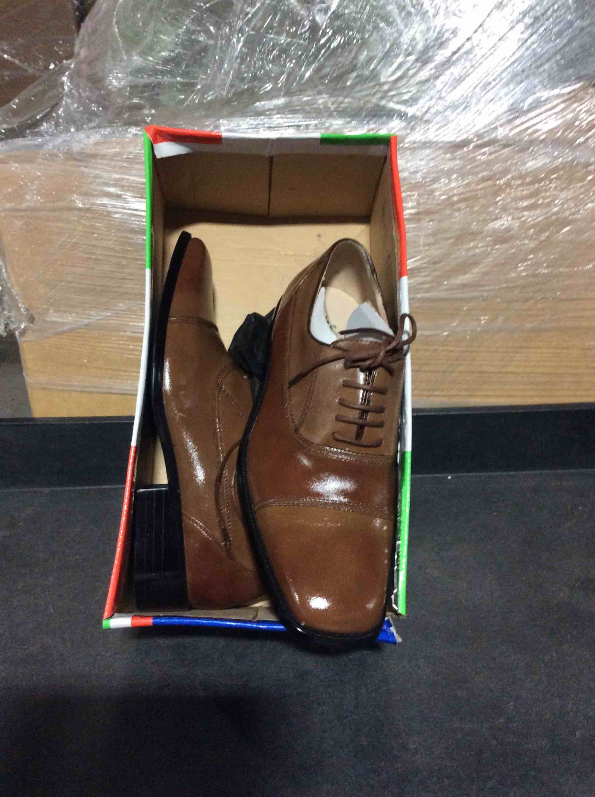 Condition photo showing Good Condition for climate–x A0295 Brown size 7.5