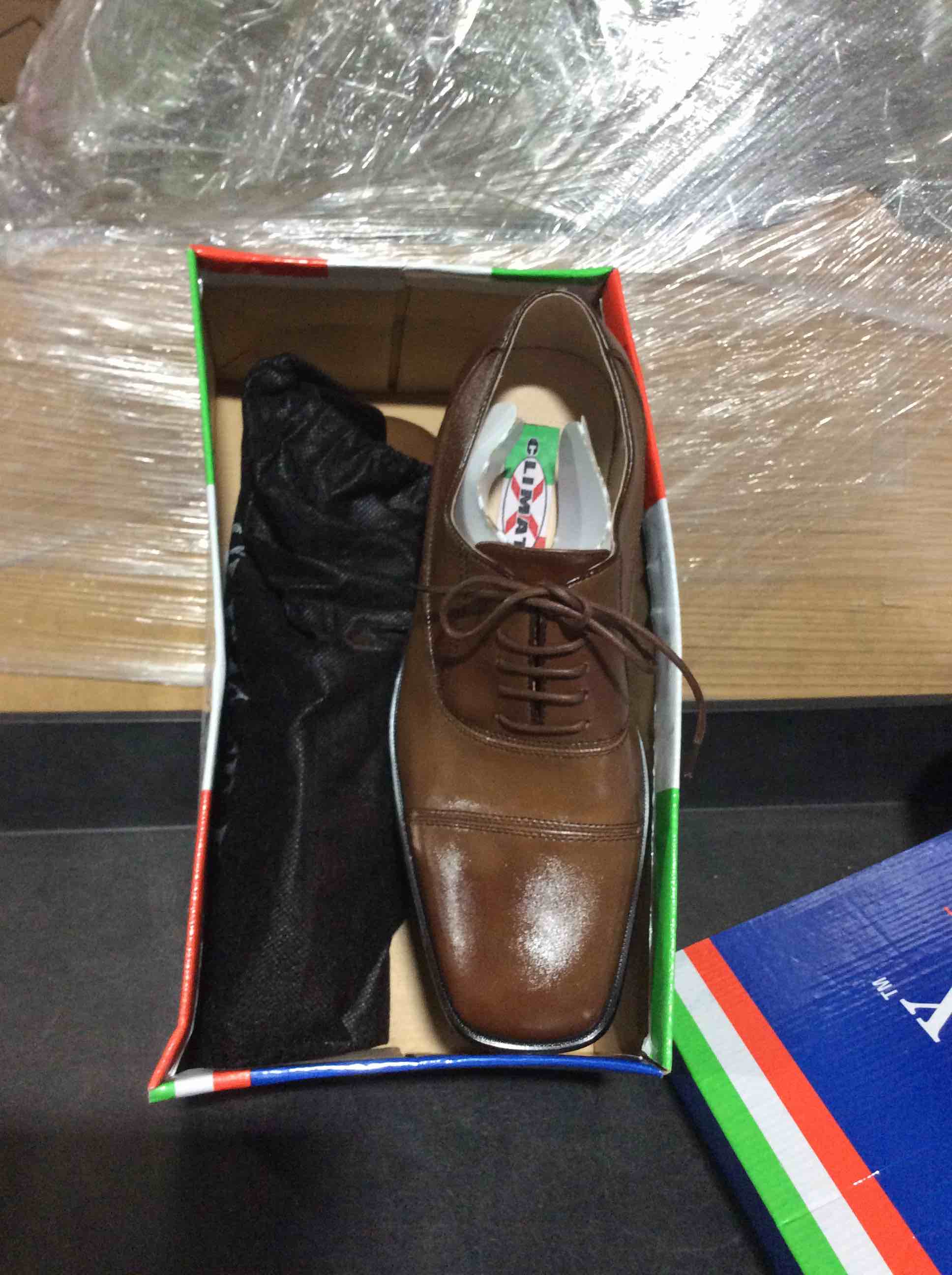 Condition photo showing Good Condition for climate–x A0295 Brown size 8.5