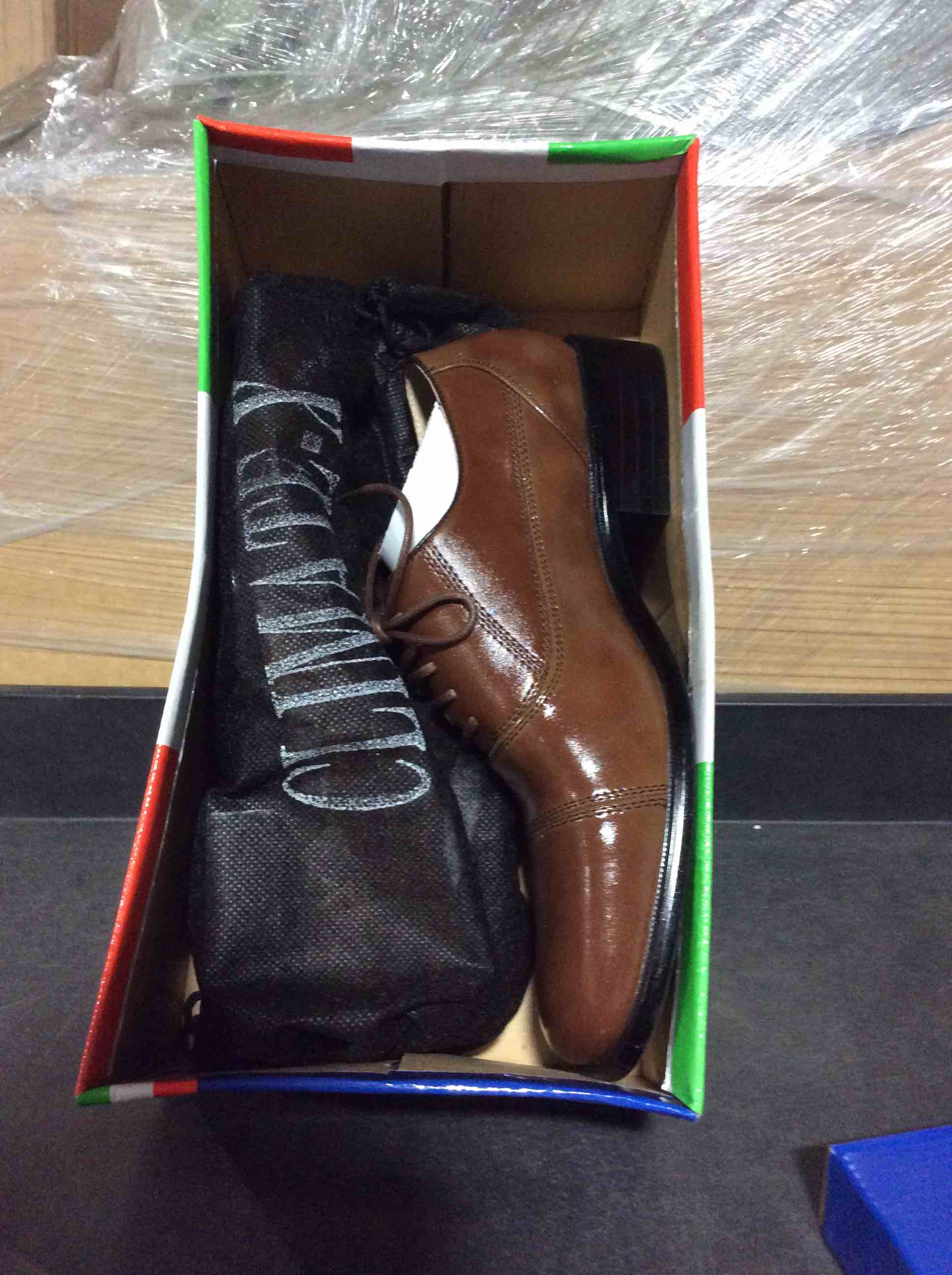 Condition photo showing Good Condition for climate–x A0295 Brown size 7.5