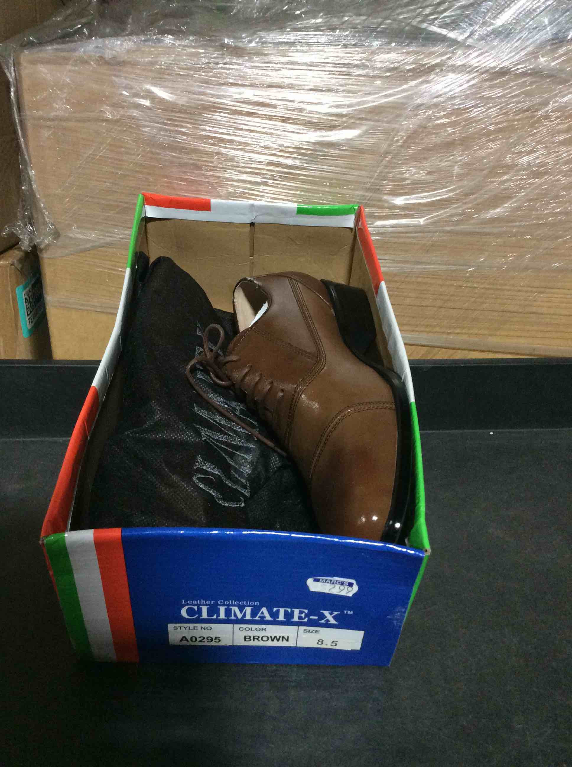 Condition photo showing Good Condition for climate–x A0295 Brown size 8.5
