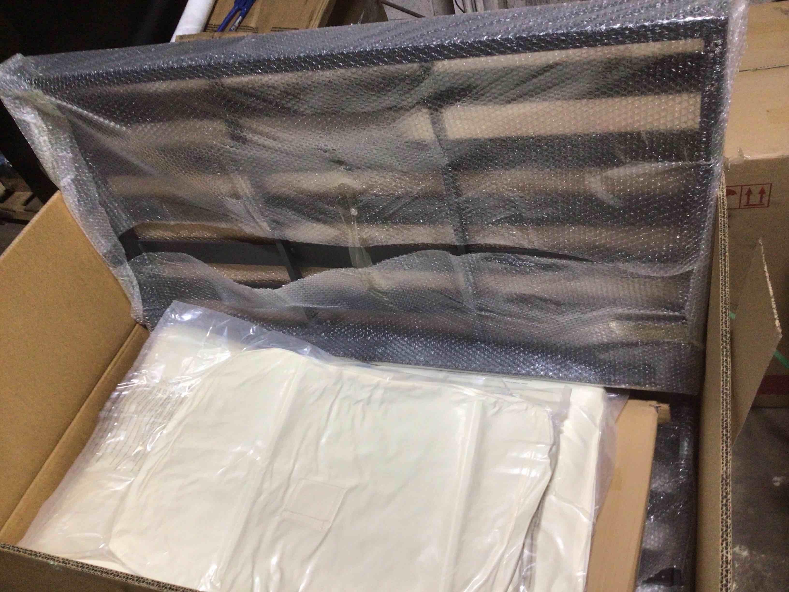 Condition photo showing New/Like New for (1 box) Homary Leyton 6 person teak & aluminum mod, beige