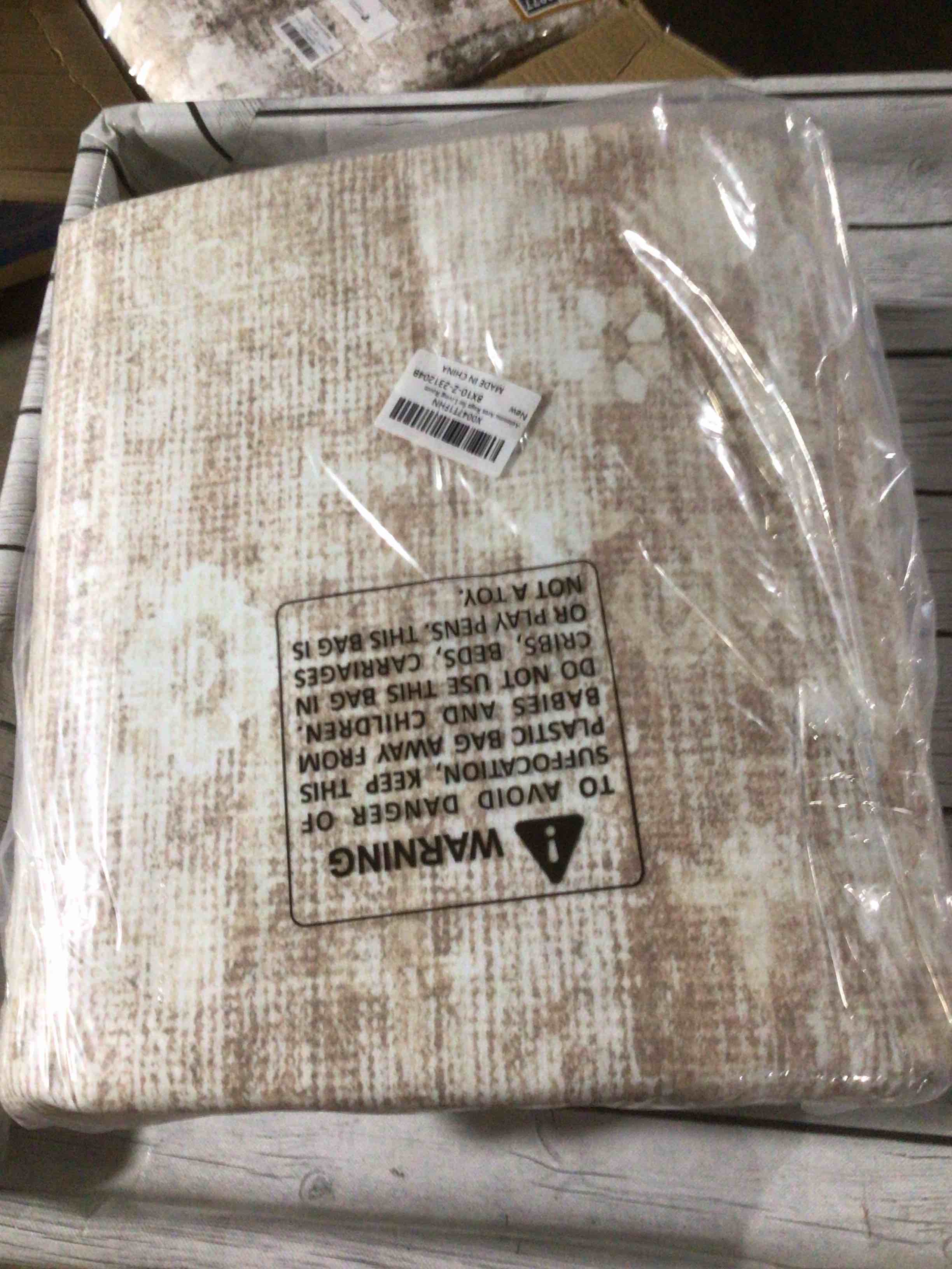 Condition photo showing New/Like New for area rugs 8x10 vintage rug: large washable living room rug retro medallion distressed rugs soft low pile non-slip indoor floor carpet for bedroom kitchen nursery dining table office (beige, 8'x10') beige 8' x 10' (rectangular)