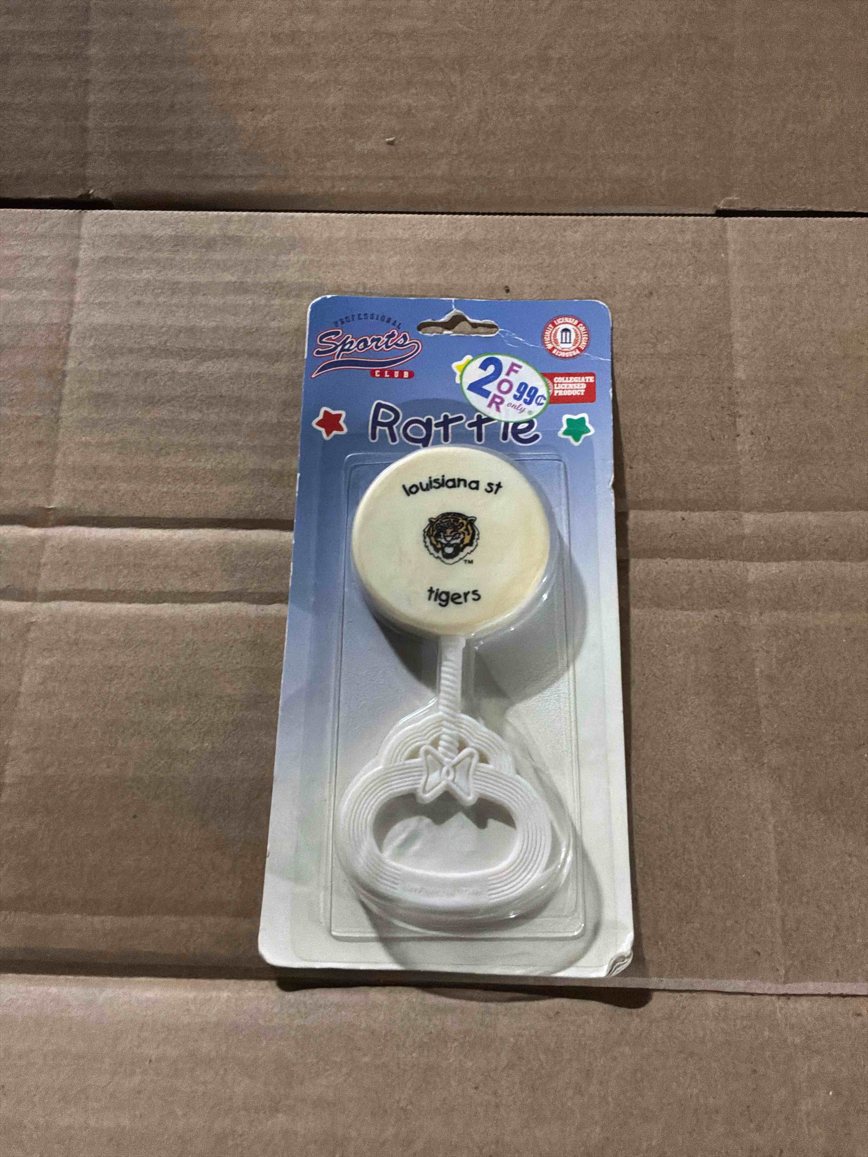 Condition photo showing New/Like New for box of 67 detroit tigers plastic baby rattle haddad accessories