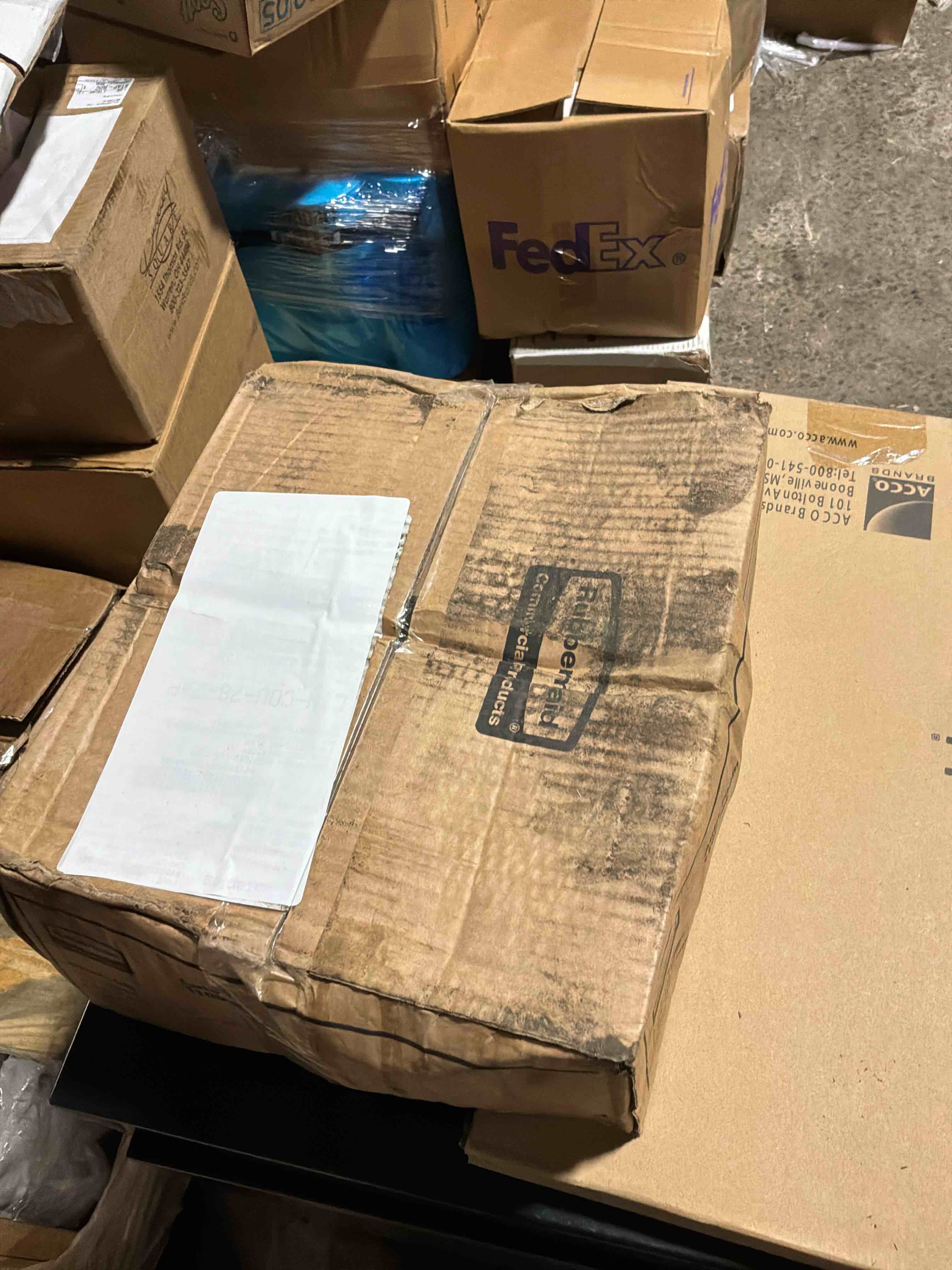 Condition photo showing Good Condition for rubbermaid commercial fg750112 autofoam lotion soap with moisturizer 1100 ml hand soap refill (4/carton)