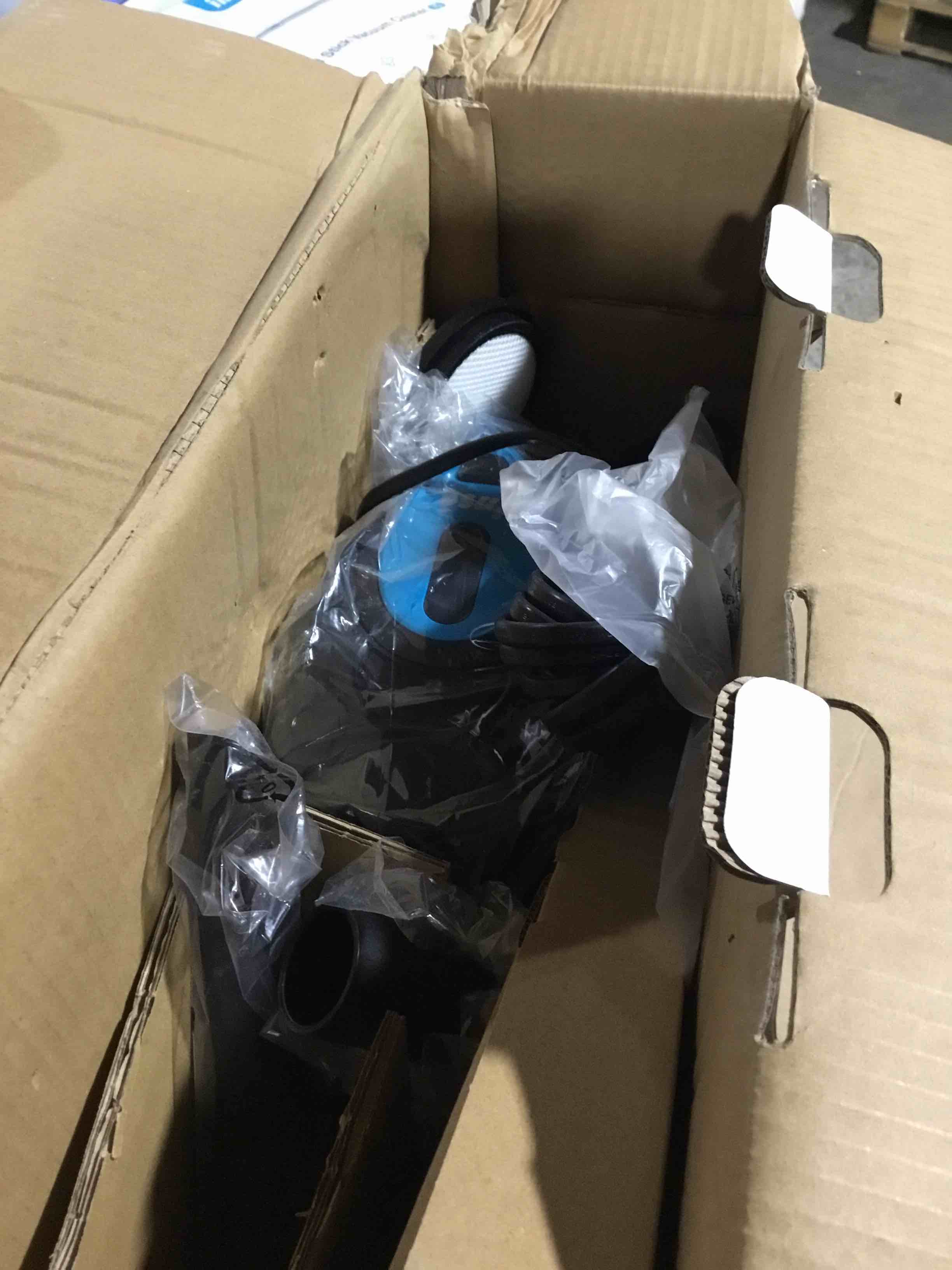 Condition photo showing Good Condition for inse i5 corded vacuum cleaner-blue