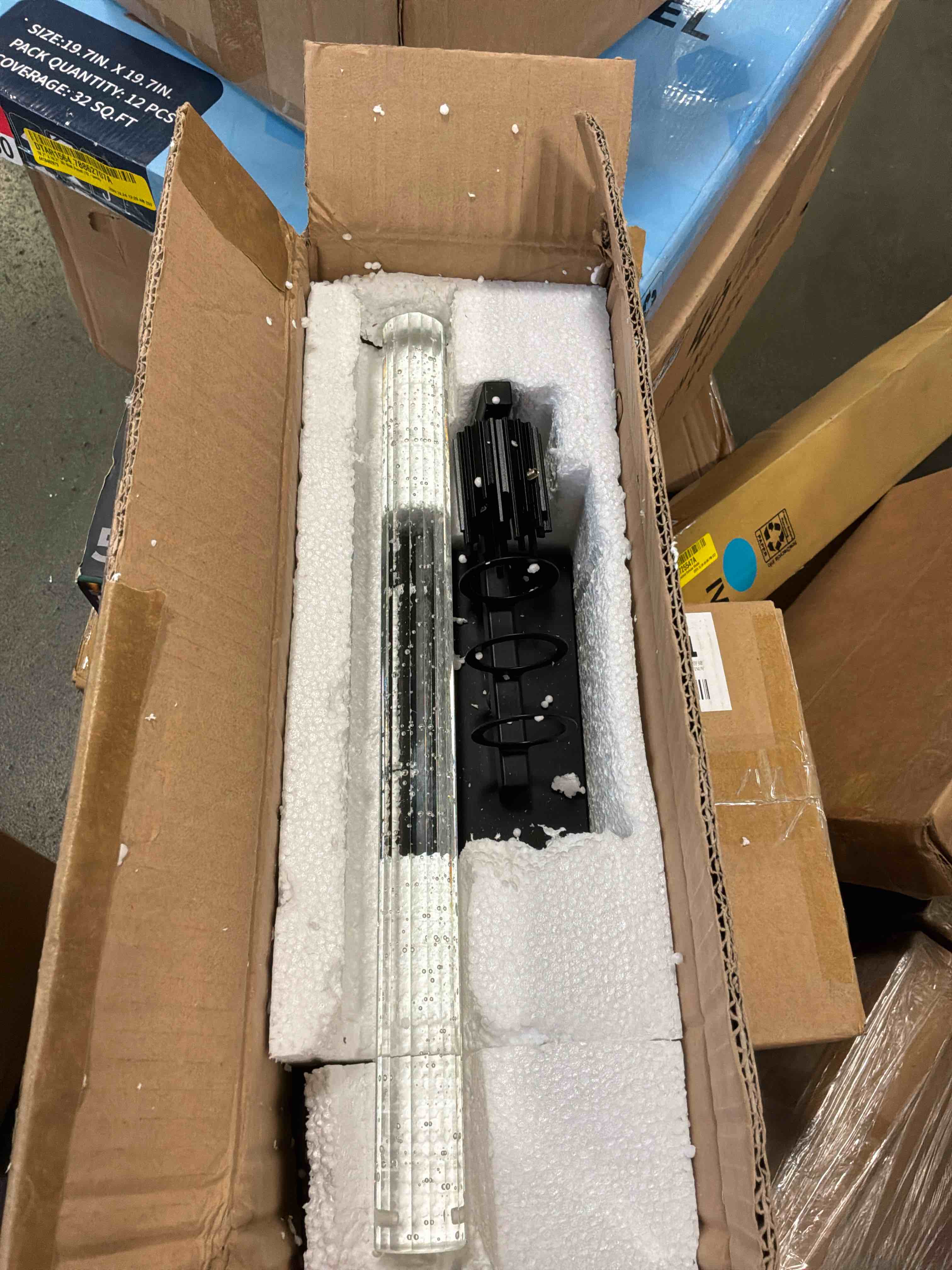 https://s3.amazonaws.com/lotting-images-prod/bidfta/BRN4111396_1776102853635.jpeg