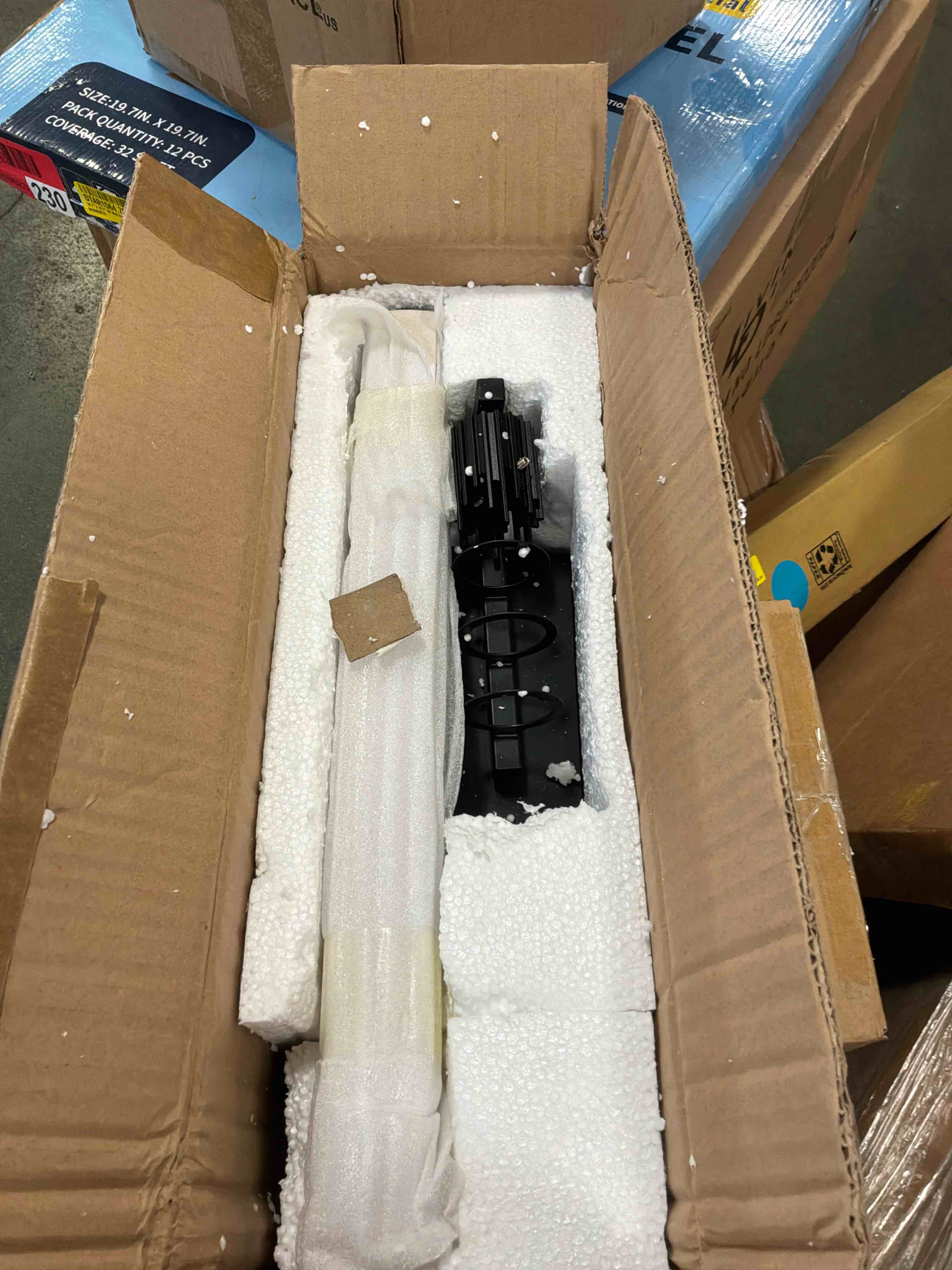 https://s3.amazonaws.com/lotting-images-prod/bidfta/BRN4111396_1776102868187.jpeg
