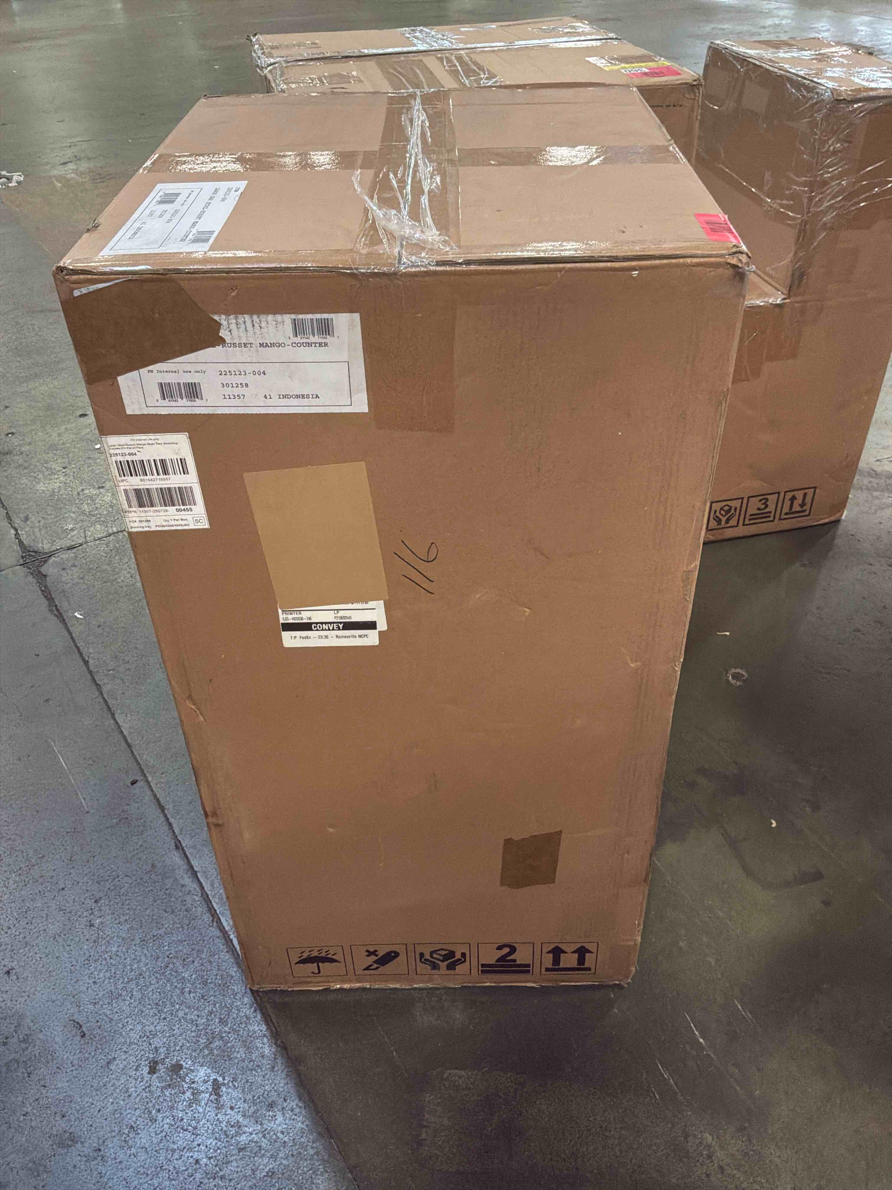 Condition photo showing New/Like New for largo counter & bar stool russet mango