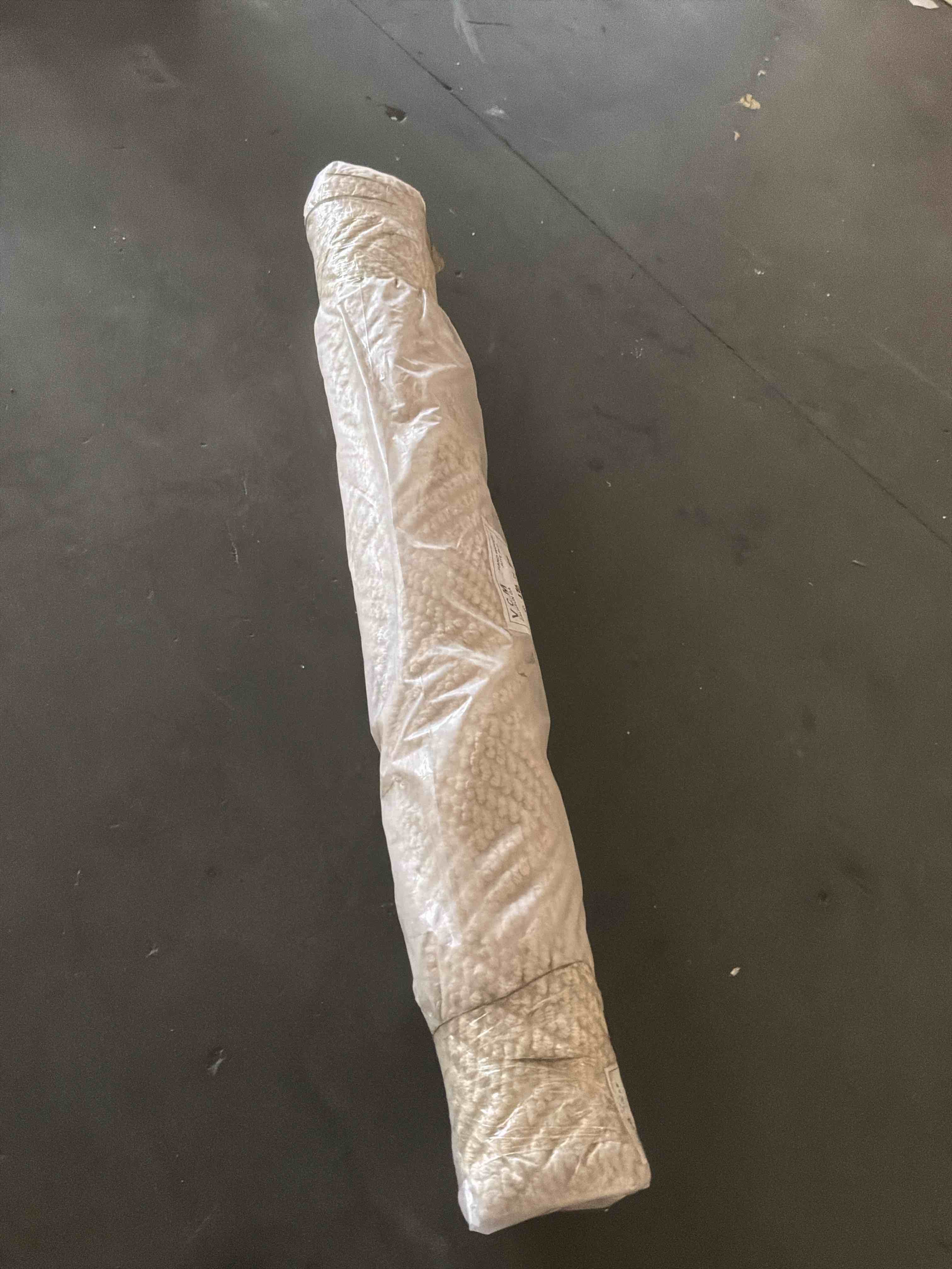 Condition photo showing New/Like New for kas porto 1220 5' x 8' area rug