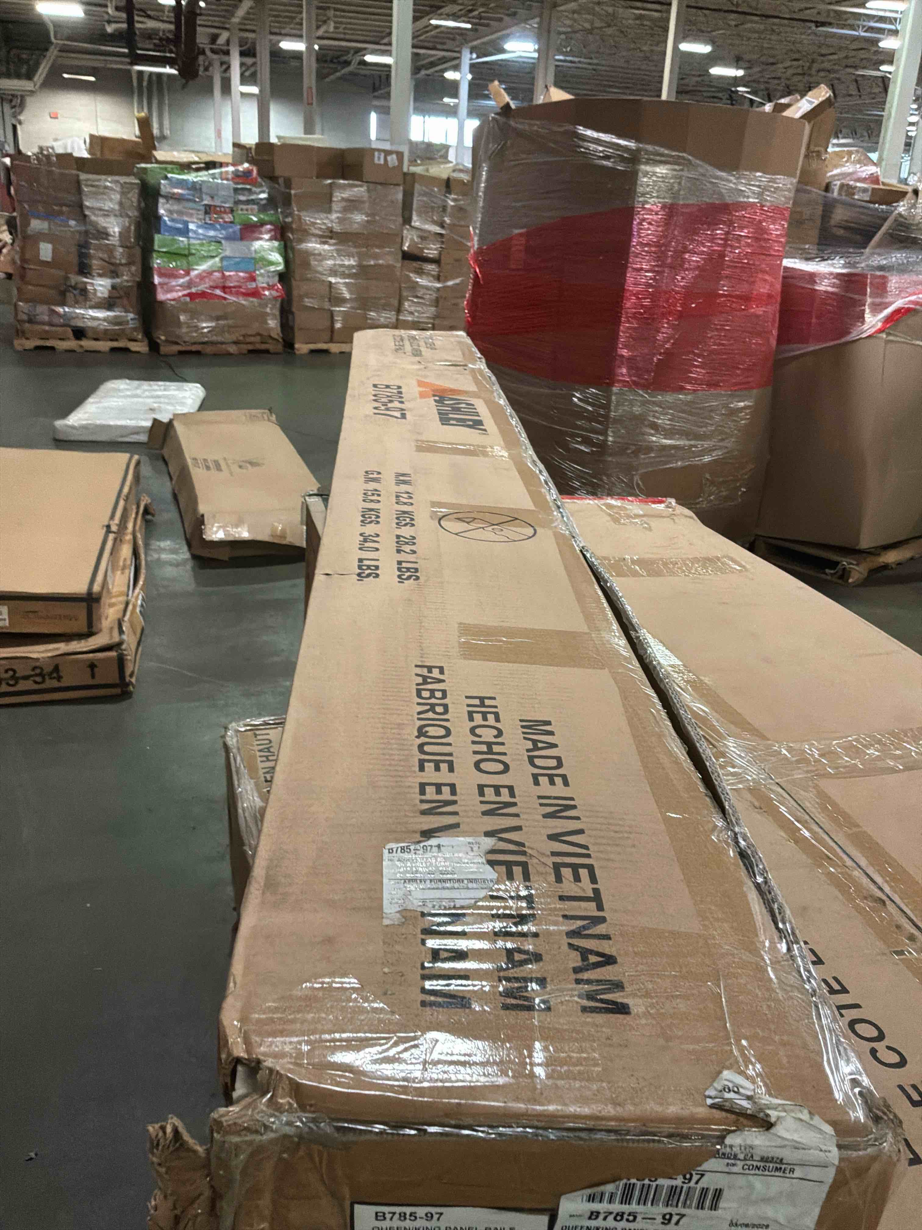 https://s3.amazonaws.com/lotting-images-prod/bidfta/BRN4111949_1776361115090.jpeg