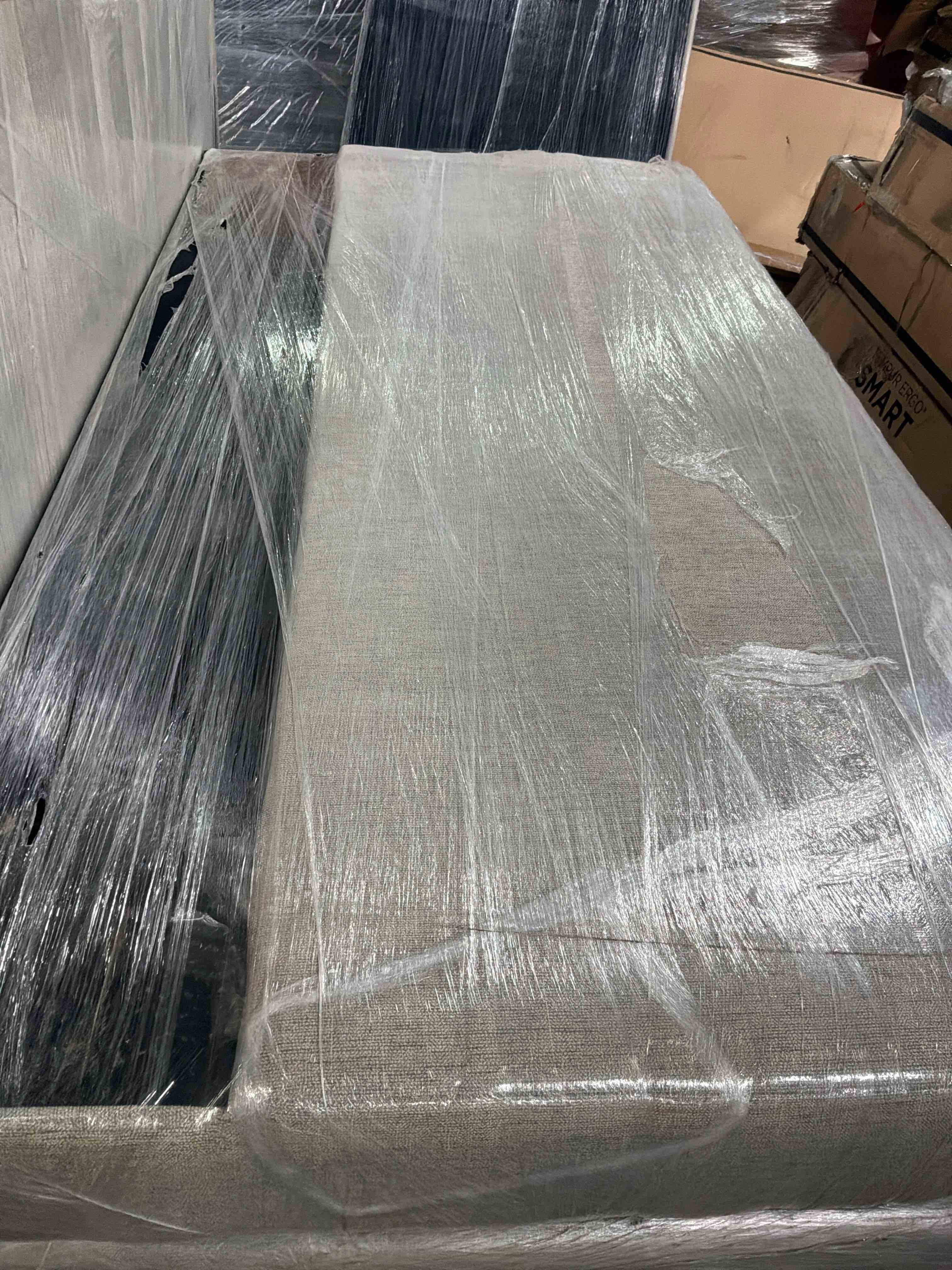 https://s3.amazonaws.com/lotting-images-prod/bidfta/BRN4111983_1776366994404.jpeg