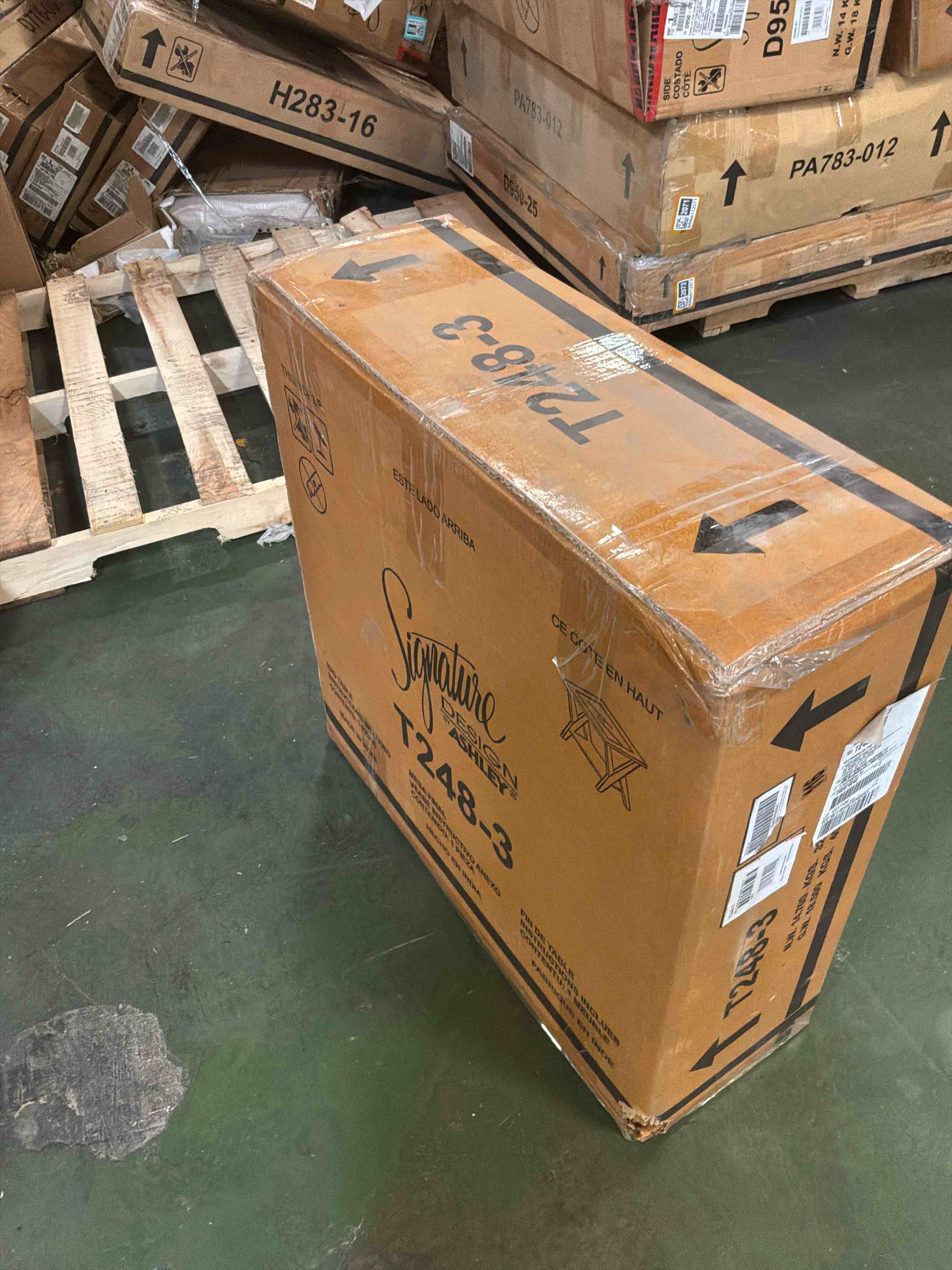https://s3.amazonaws.com/lotting-images-prod/bidfta/BRN4112083_1776446565435.jpeg