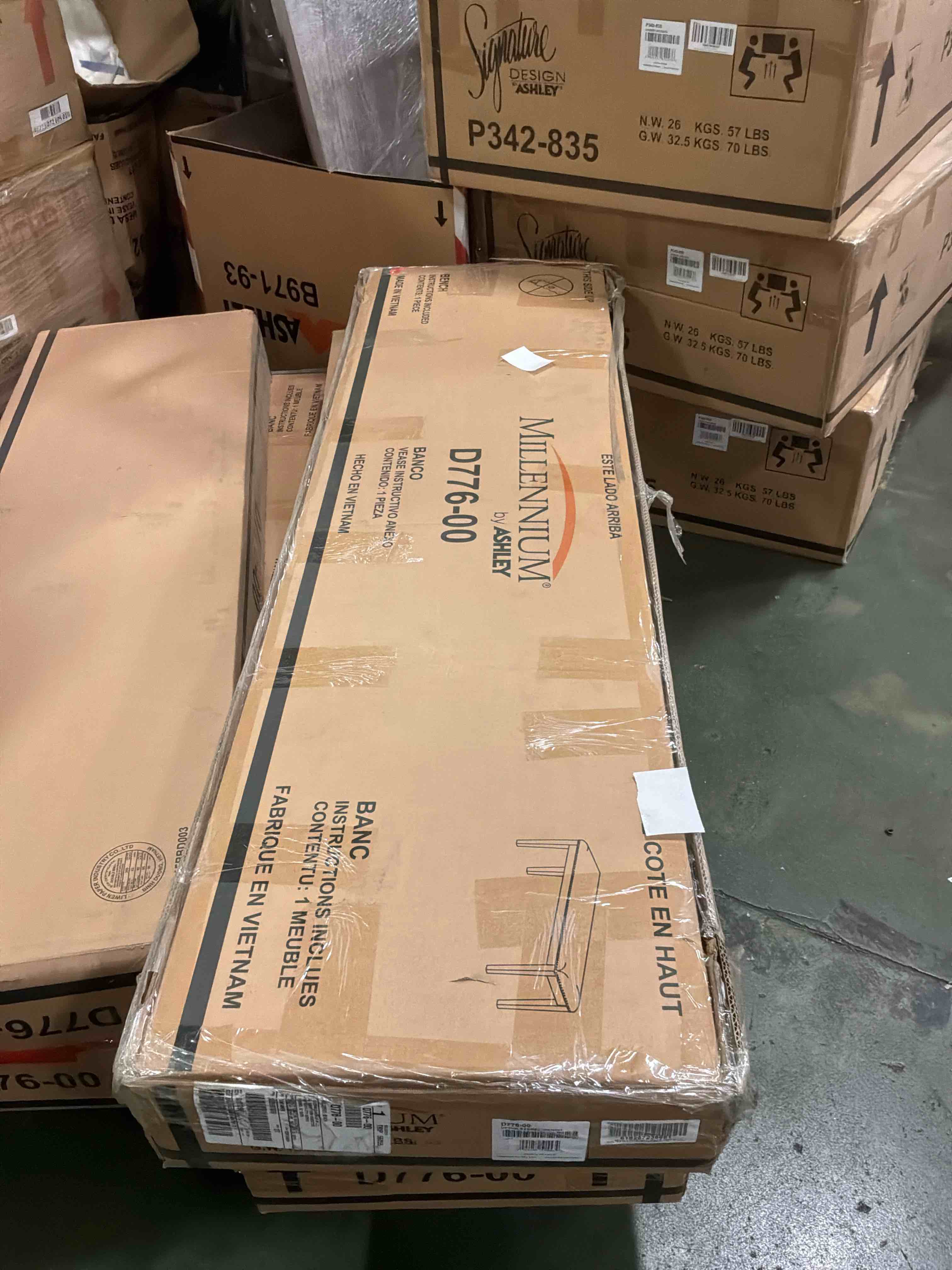 https://s3.amazonaws.com/lotting-images-prod/bidfta/BRN4112171_1776456822703.jpeg