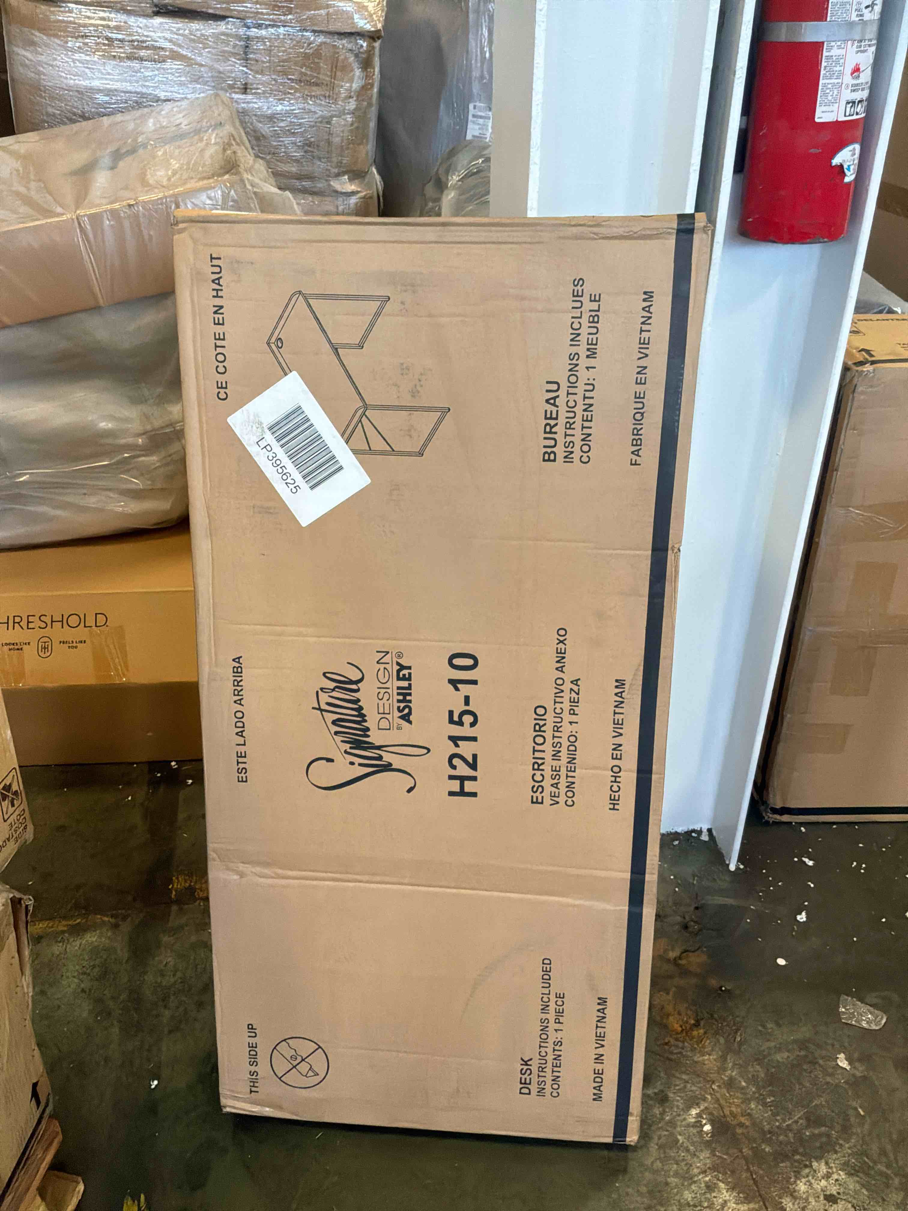 Condition photo showing New/Like New for yarlow home office desk