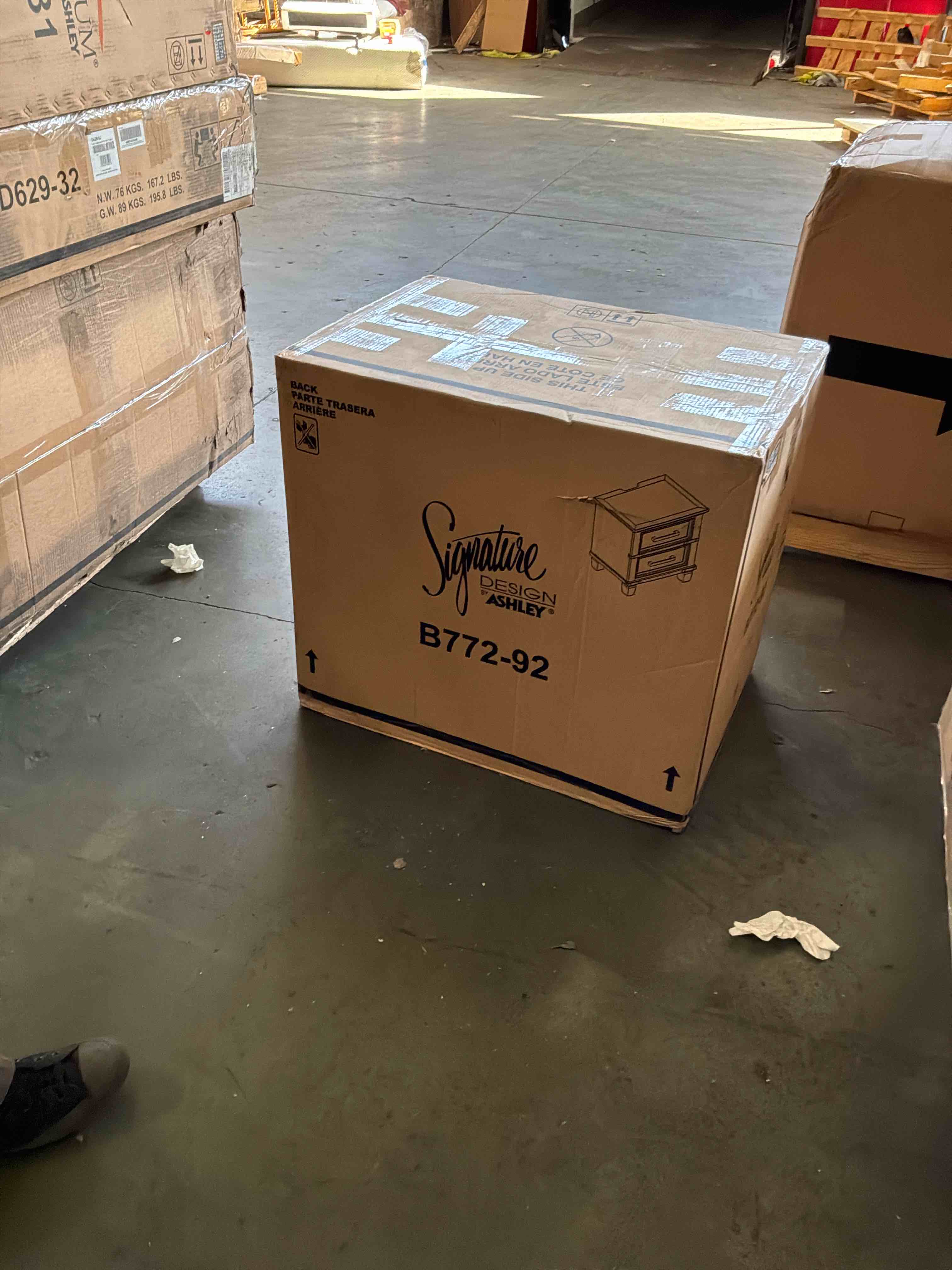 Condition photo showing New/Like New for russelyn two drawer night stand