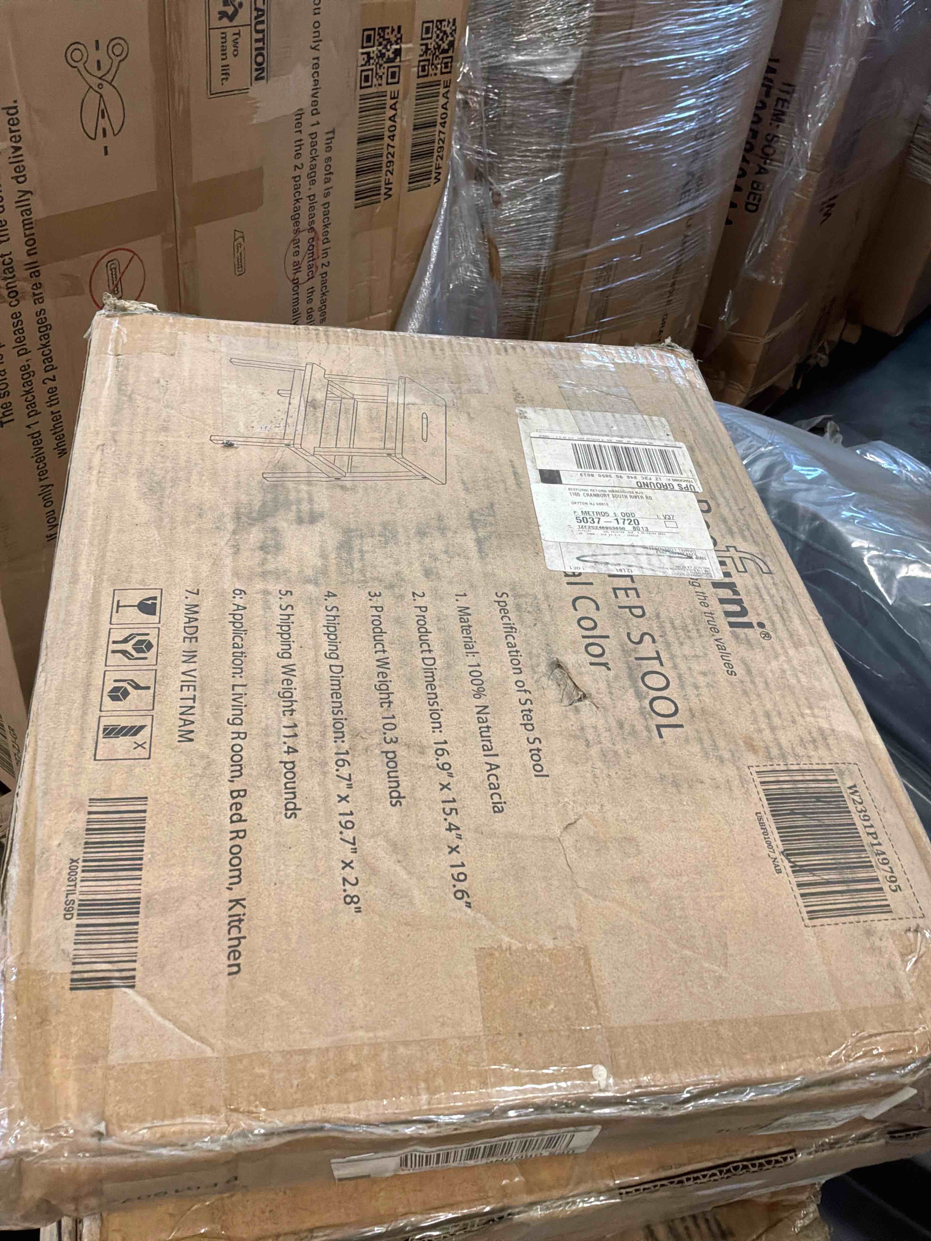 Condition photo showing New/Like New for acacia wood step stool - fully assembled