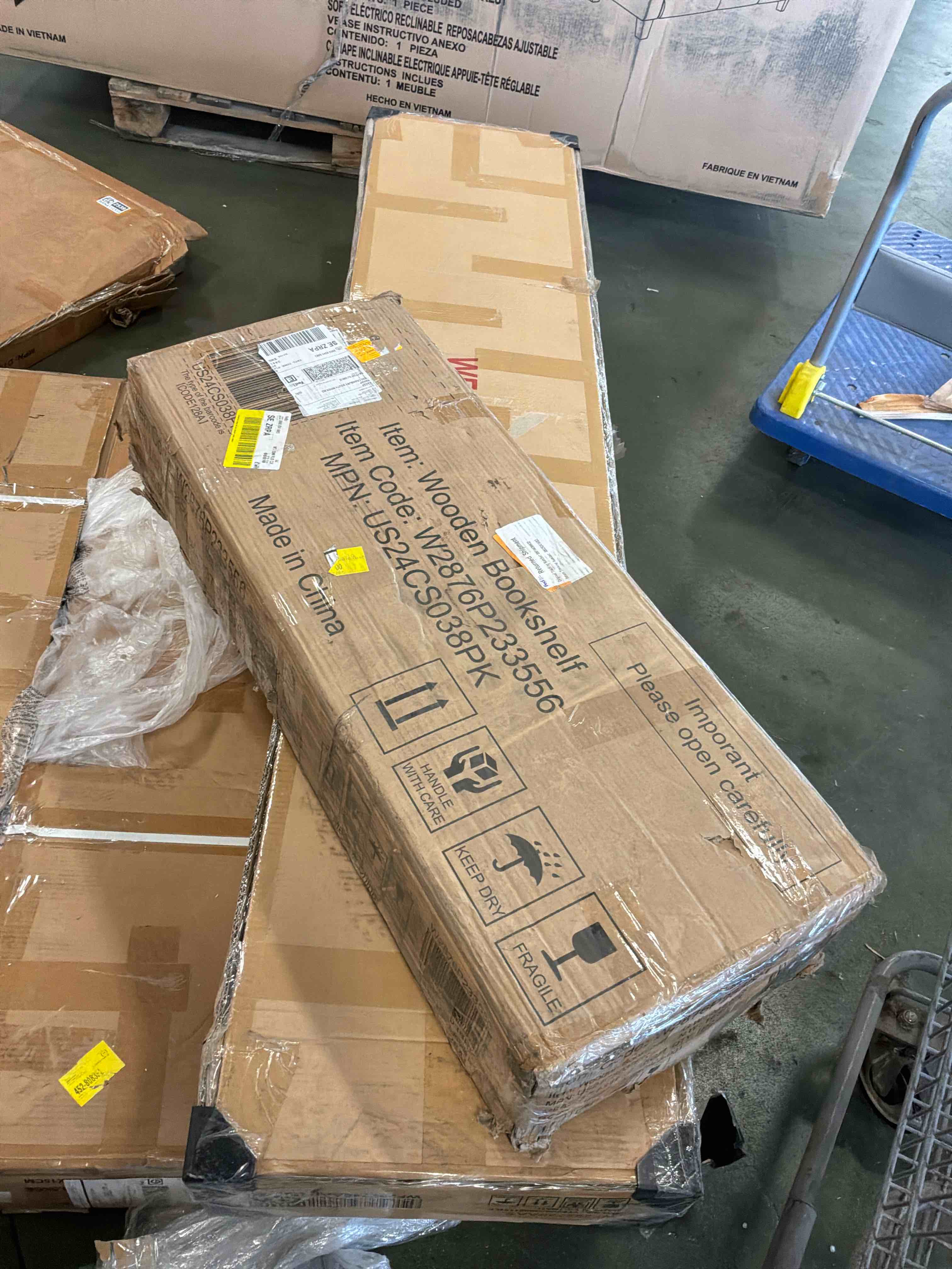 Condition photo showing As Is for similar to paloma creek bookcase