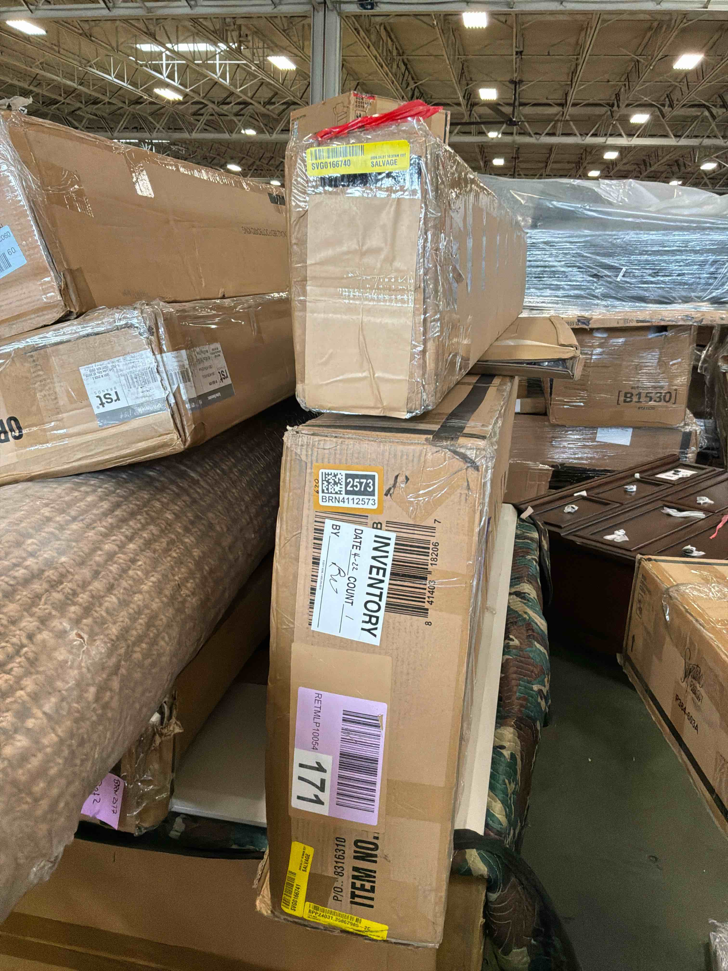 Condition photo showing New/Like New for traditional look elegant bedroom furniture brown cherry finish 4pc set california king size bed dresser mirror nightstand camelback headboard design