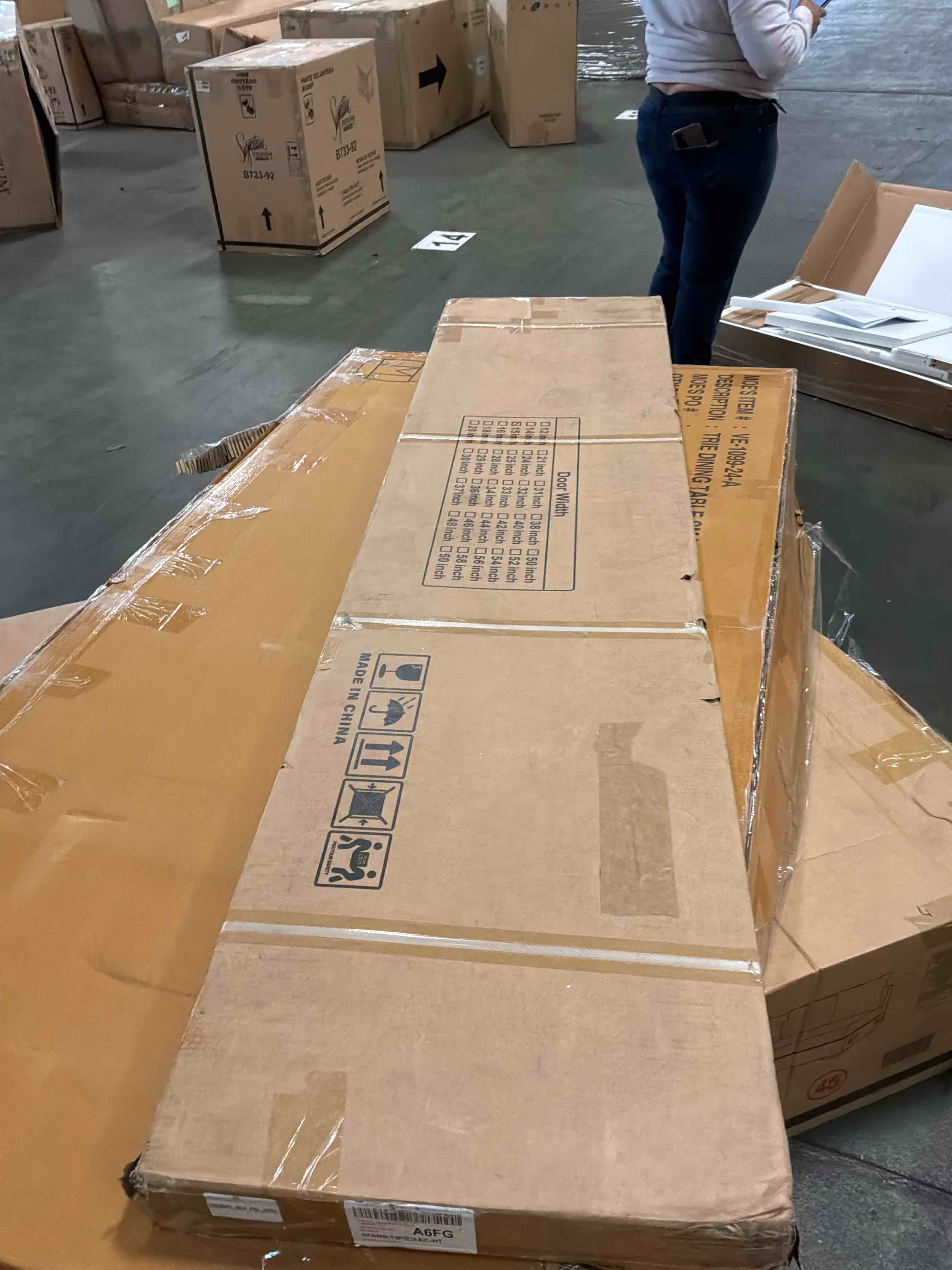 https://s3.amazonaws.com/lotting-images-prod/bidfta/BRN4112730_1777385244863.jpeg