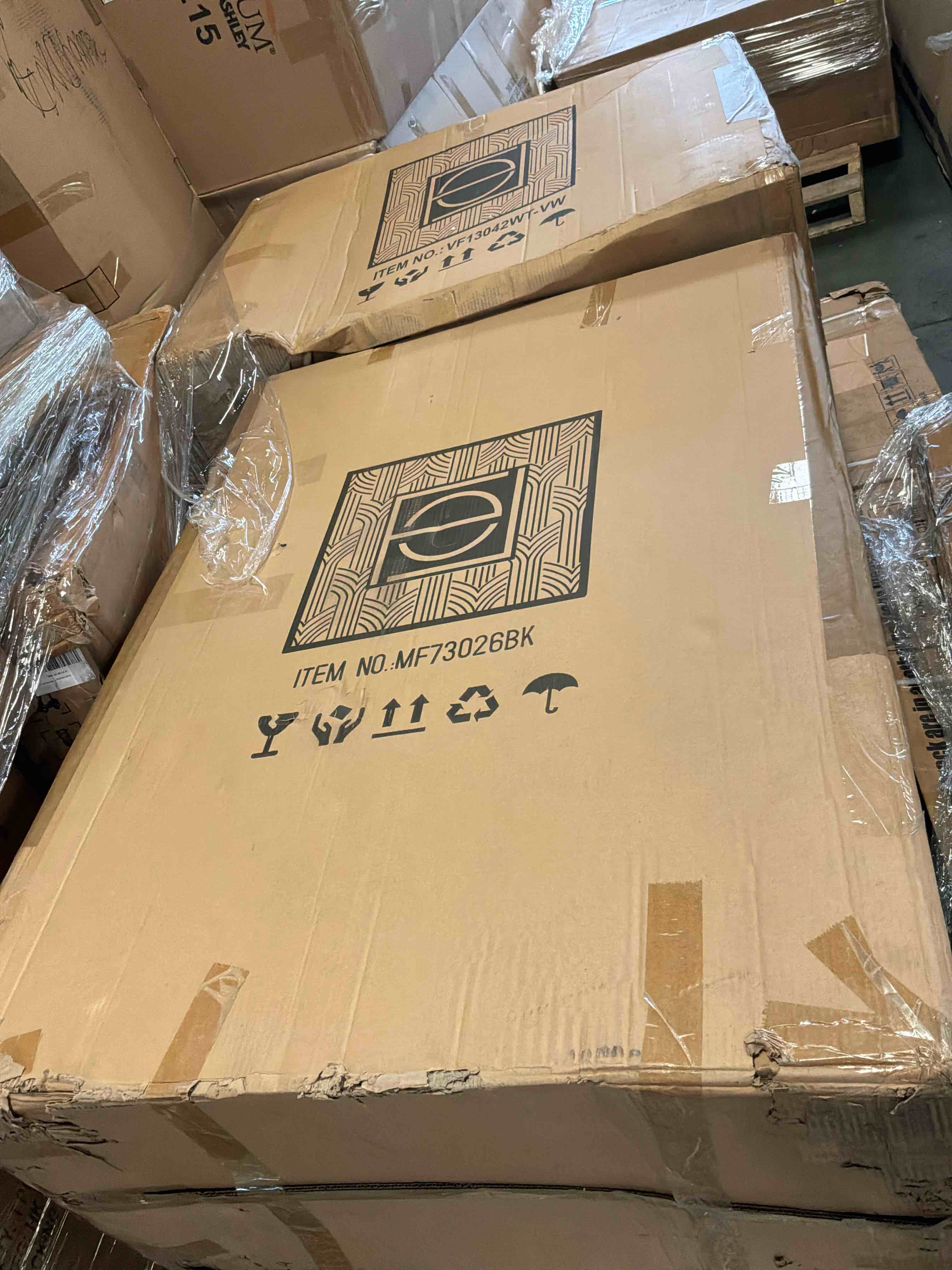 https://s3.amazonaws.com/lotting-images-prod/bidfta/BRN4112768_1777400300649.jpeg