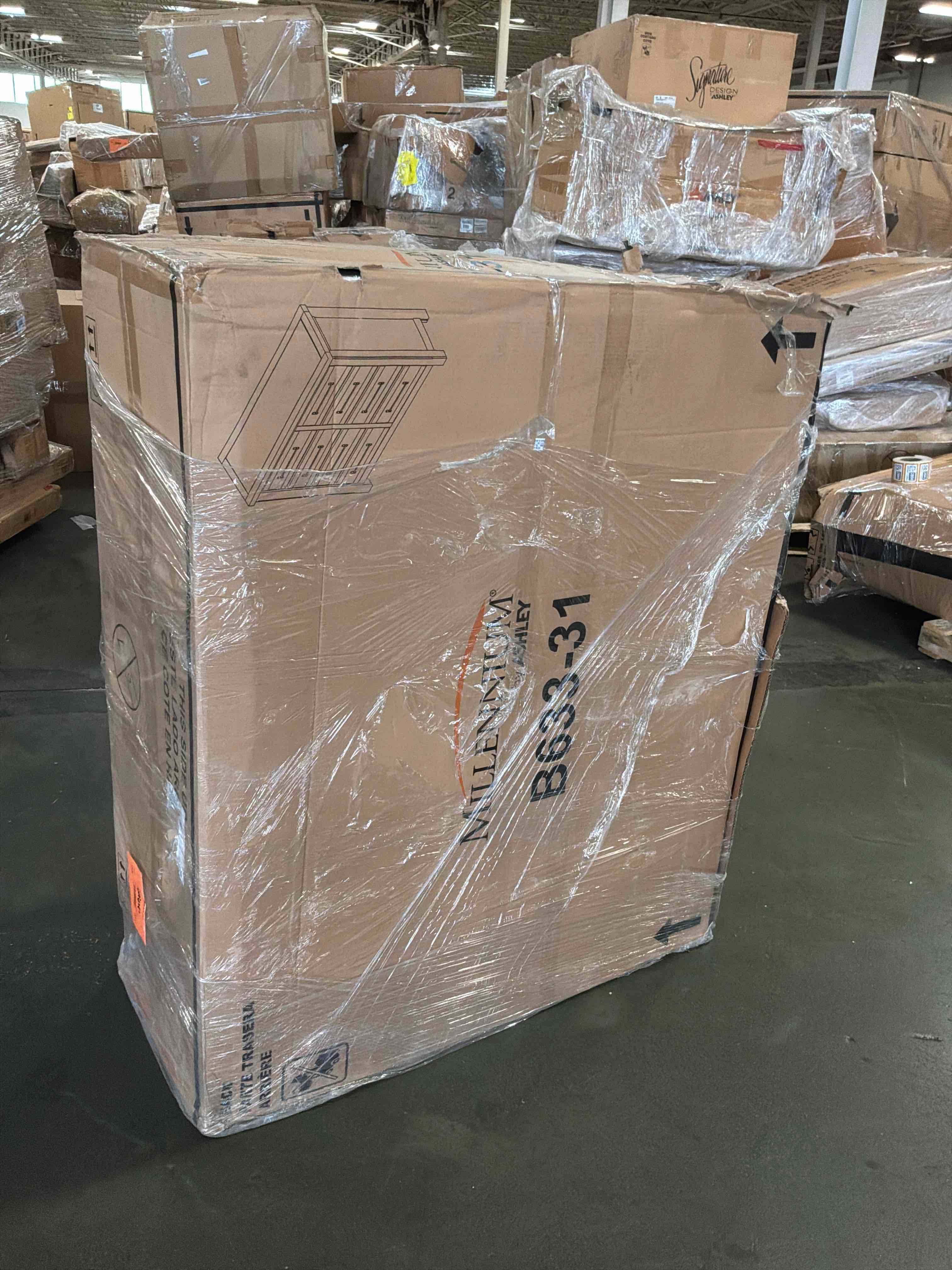 https://s3.amazonaws.com/lotting-images-prod/bidfta/BRN4112802_1777476069871.jpeg