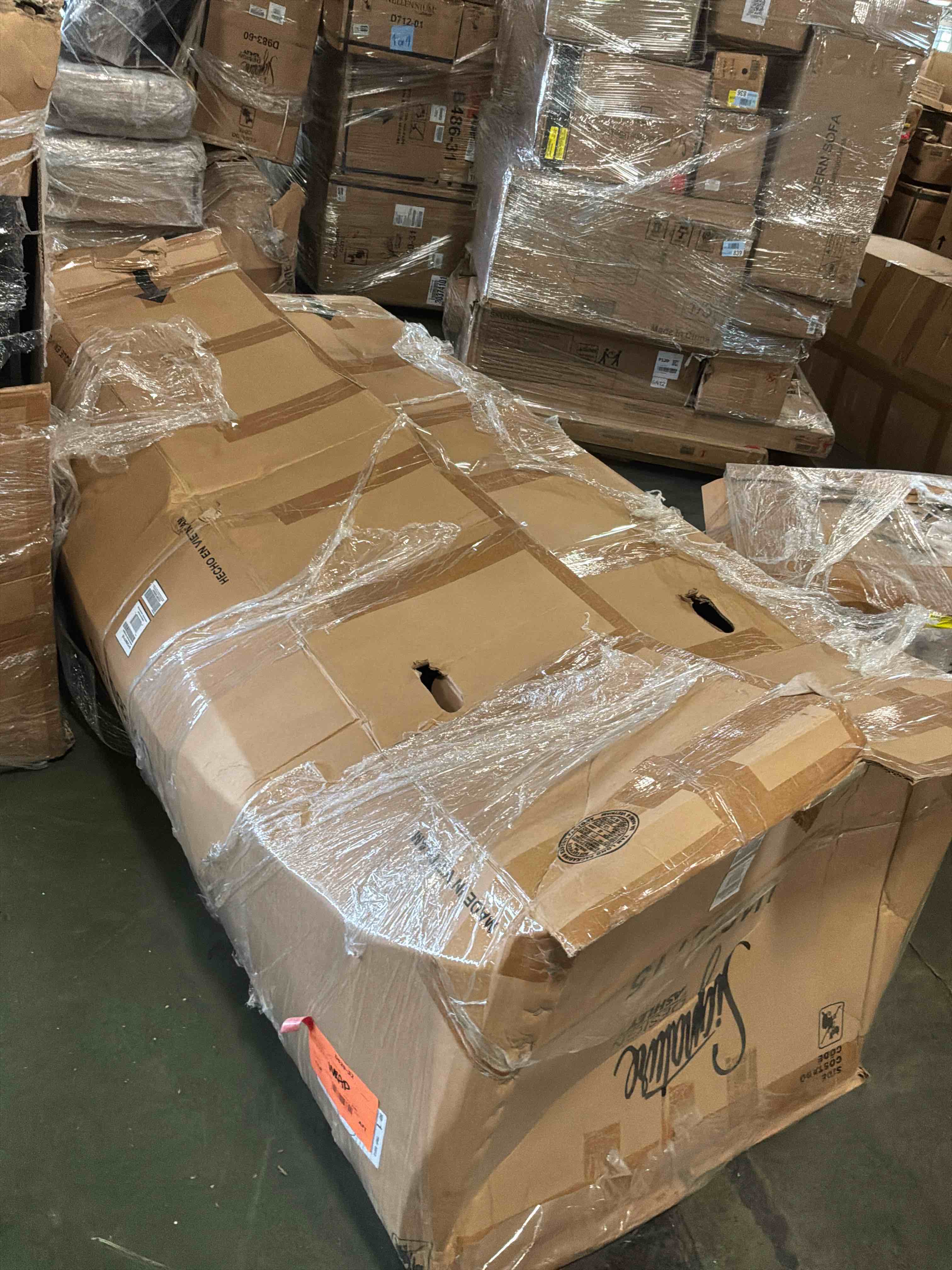 https://s3.amazonaws.com/lotting-images-prod/bidfta/BRN4112803_1777476212162.jpeg