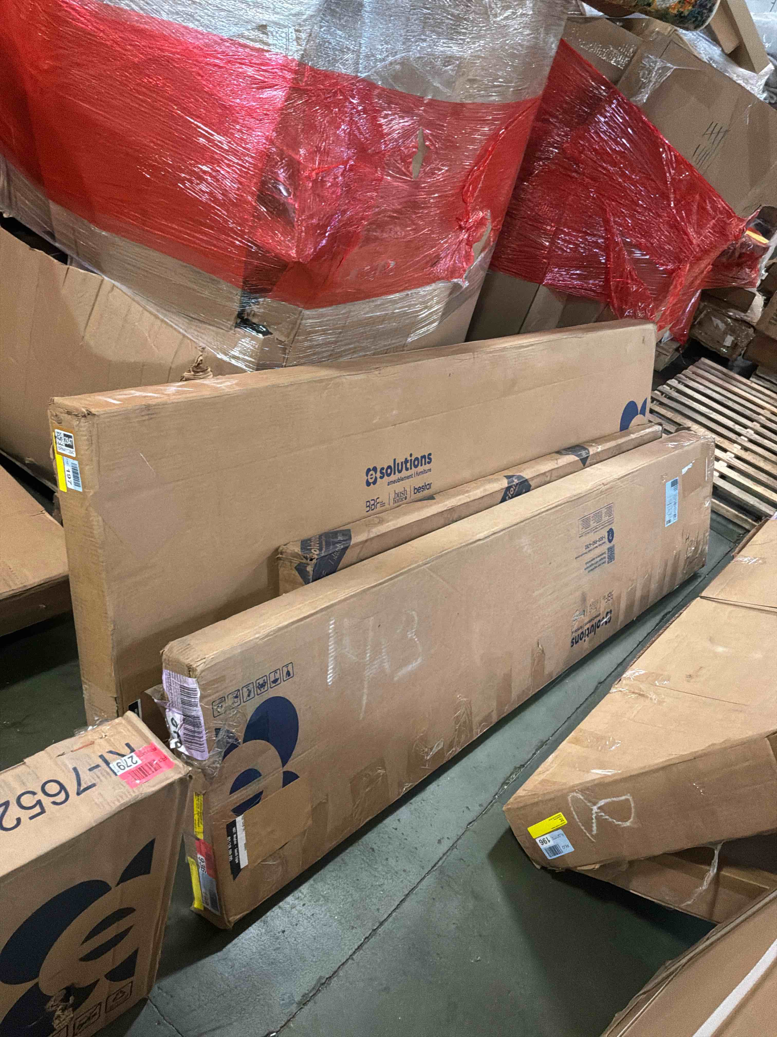 https://s3.amazonaws.com/lotting-images-prod/bidfta/BRN4112847_1777552810237.jpeg