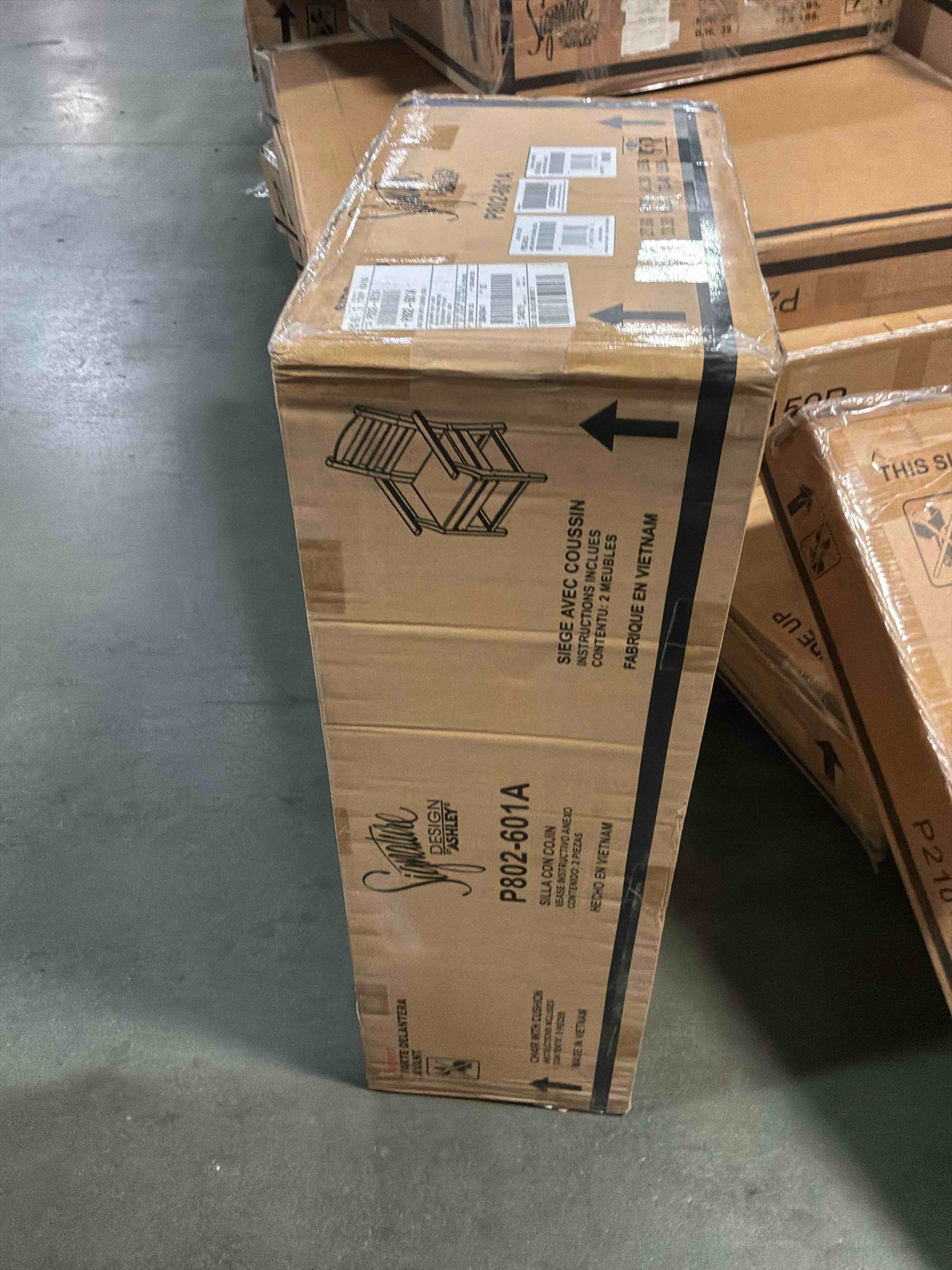 https://s3.amazonaws.com/lotting-images-prod/bidfta/BRN4112851_1777576019276.jpeg