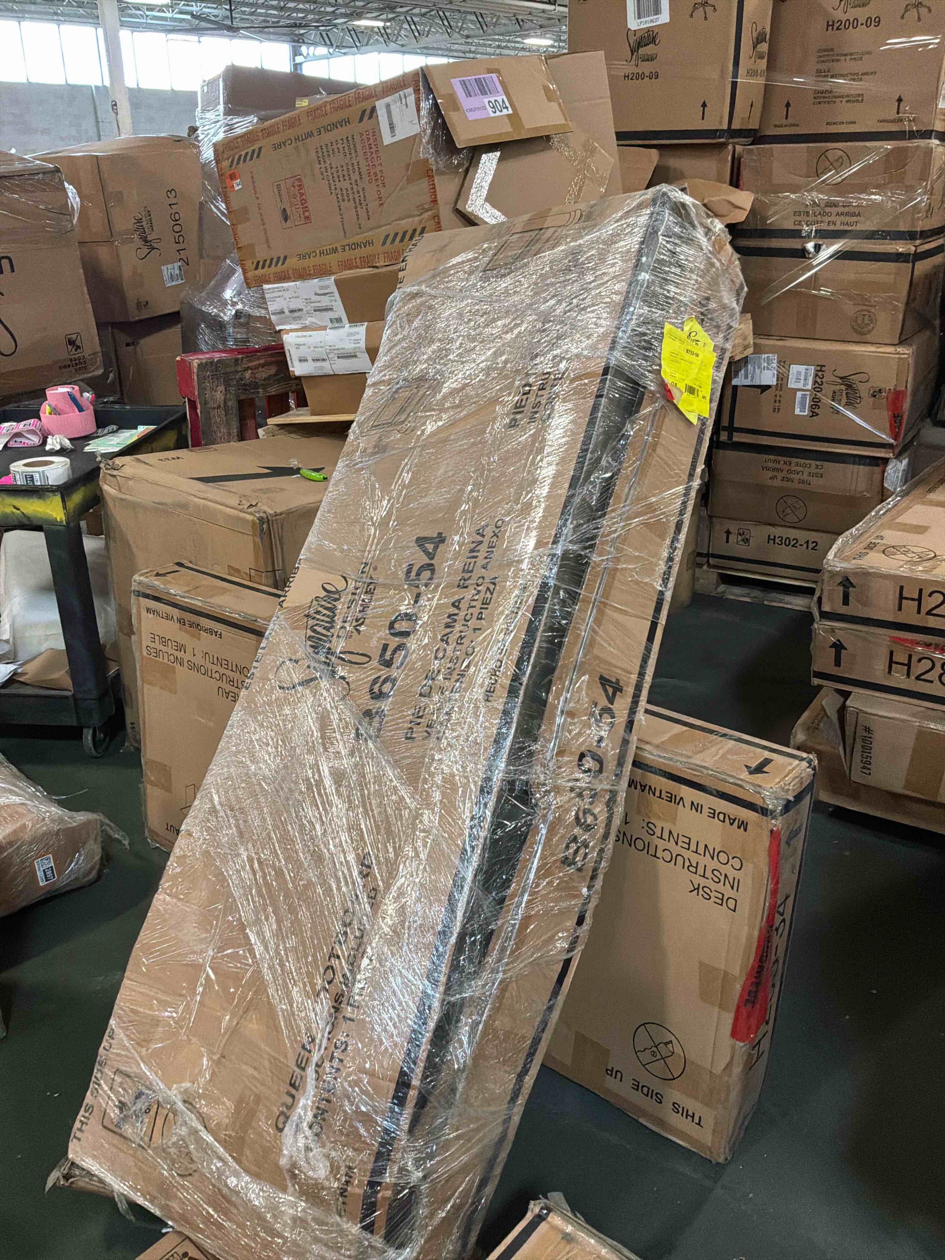 https://s3.amazonaws.com/lotting-images-prod/bidfta/BRN4112898_1777651653246.jpeg