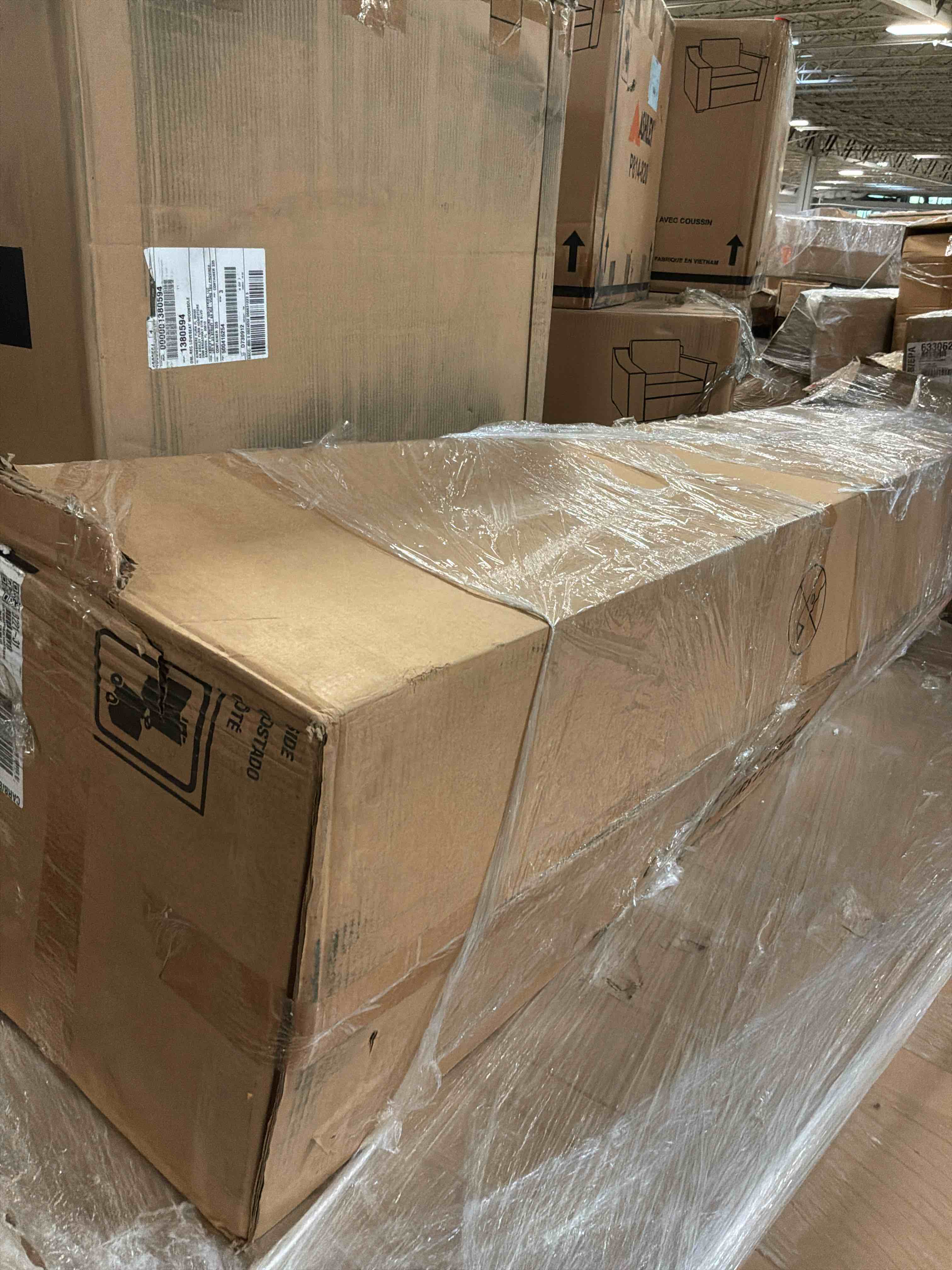 https://s3.amazonaws.com/lotting-images-prod/bidfta/BRN4112900_1777651990362.jpeg