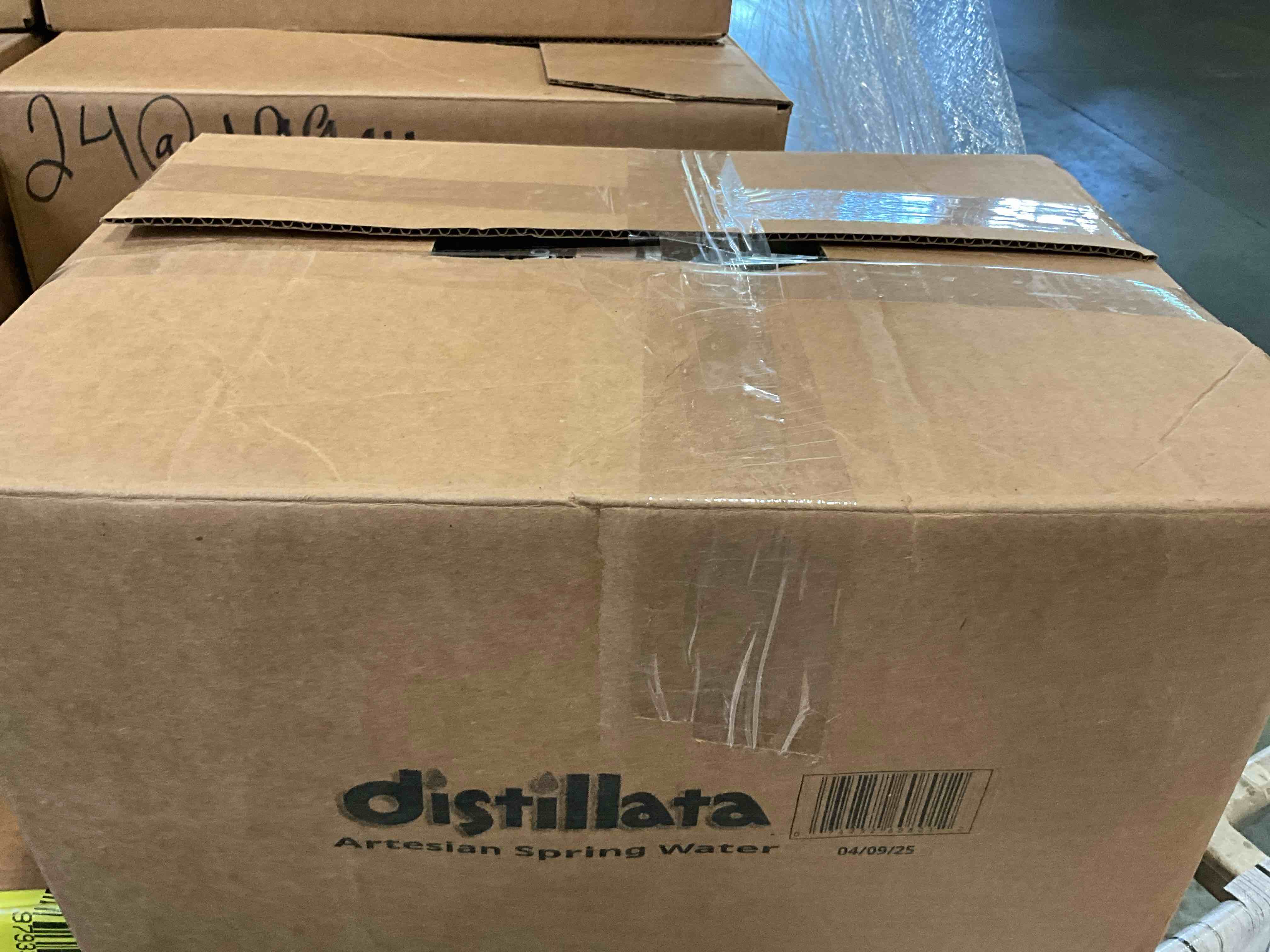 https://s3.amazonaws.com/lotting-images-prod/bidfta/BRN4113936_1781294415828.jpeg