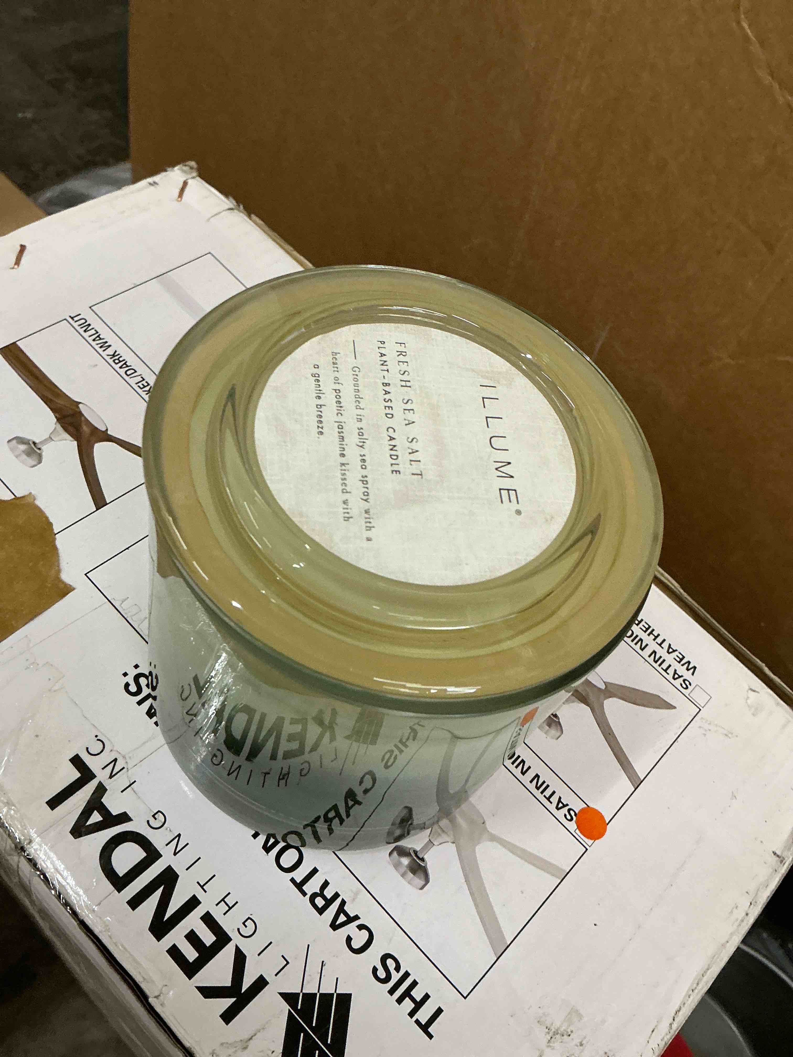 Condition photo showing Good Condition for illume® fresh sea salt statement candle in blue at nordstrom
