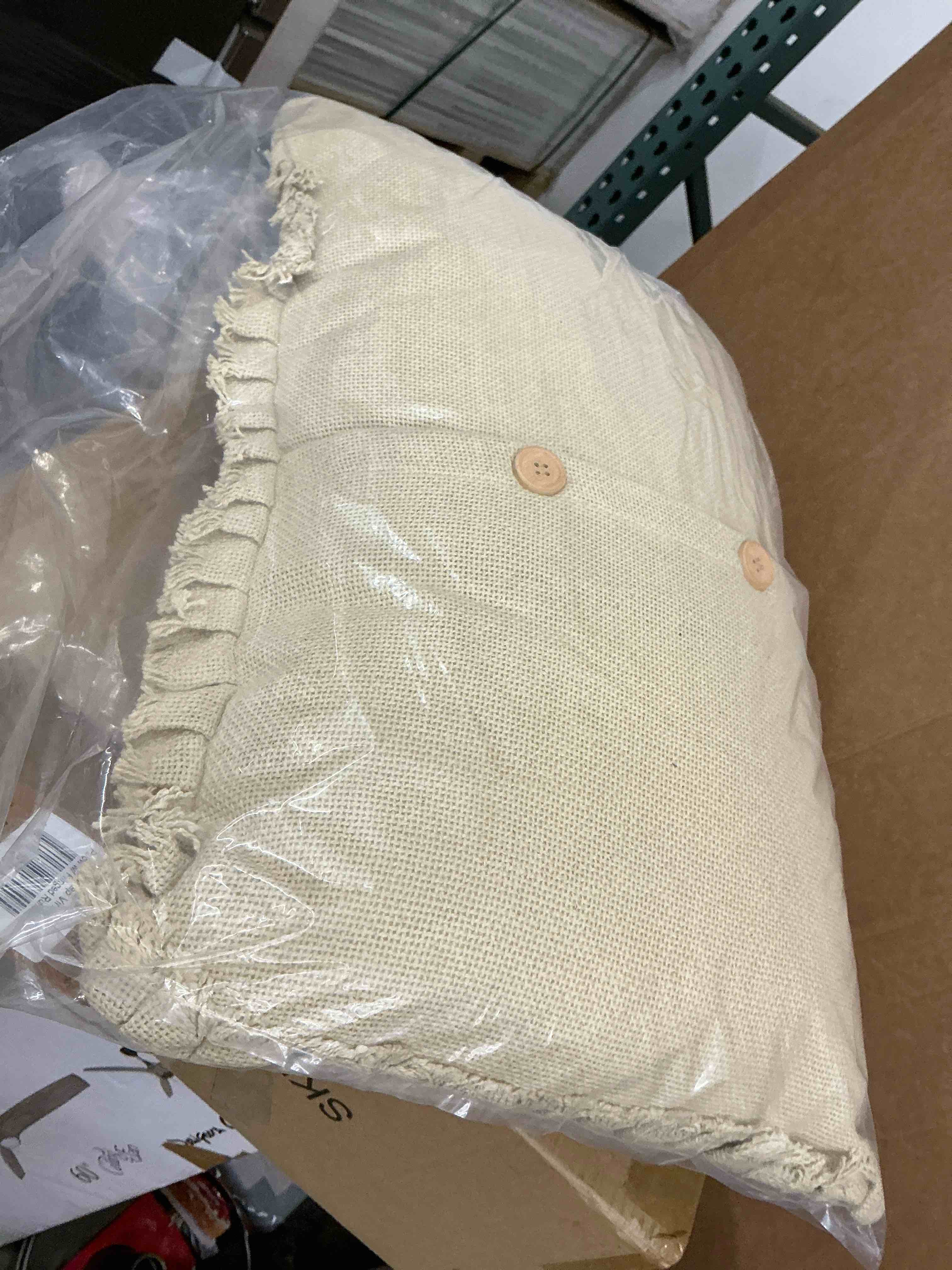 Condition photo showing New/Like New for burlap vintage pillow w/ fringed ruffle 14x22