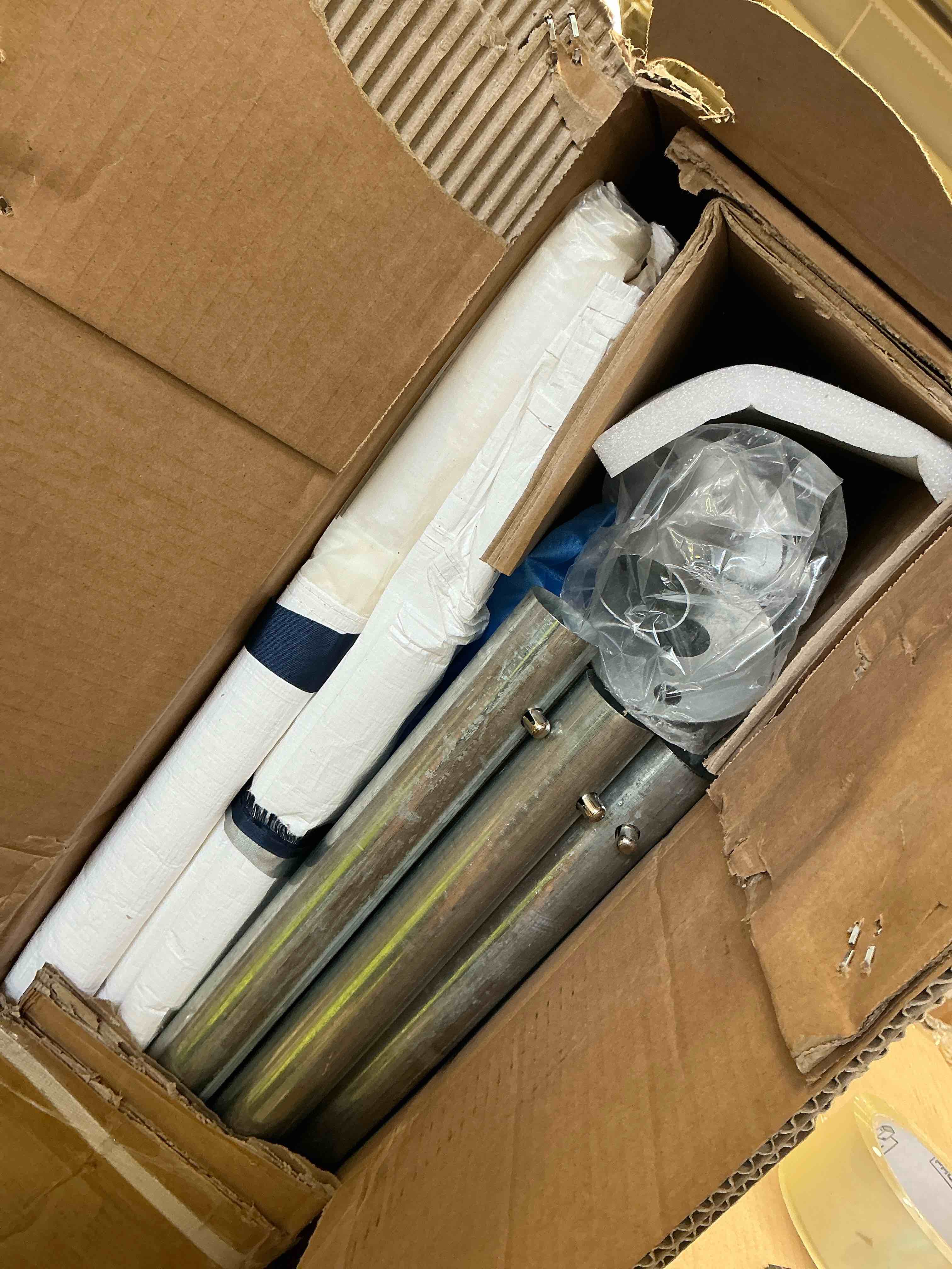 https://s3.amazonaws.com/lotting-images-prod/bidfta/BRN4115104_1783614436996.jpeg