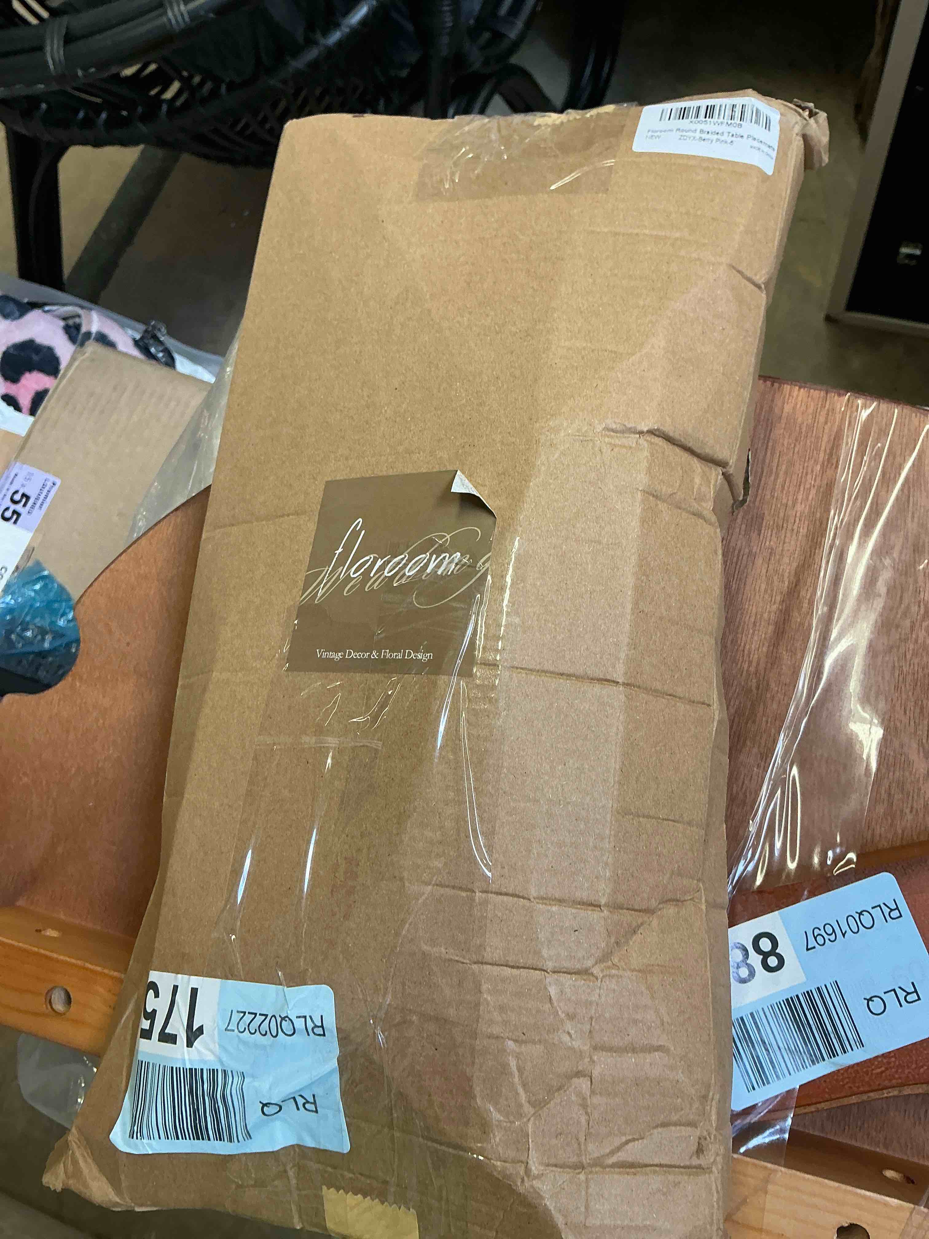 https://s3.amazonaws.com/lotting-images-prod/bidfta/BRN4115576_1784825310856.jpeg