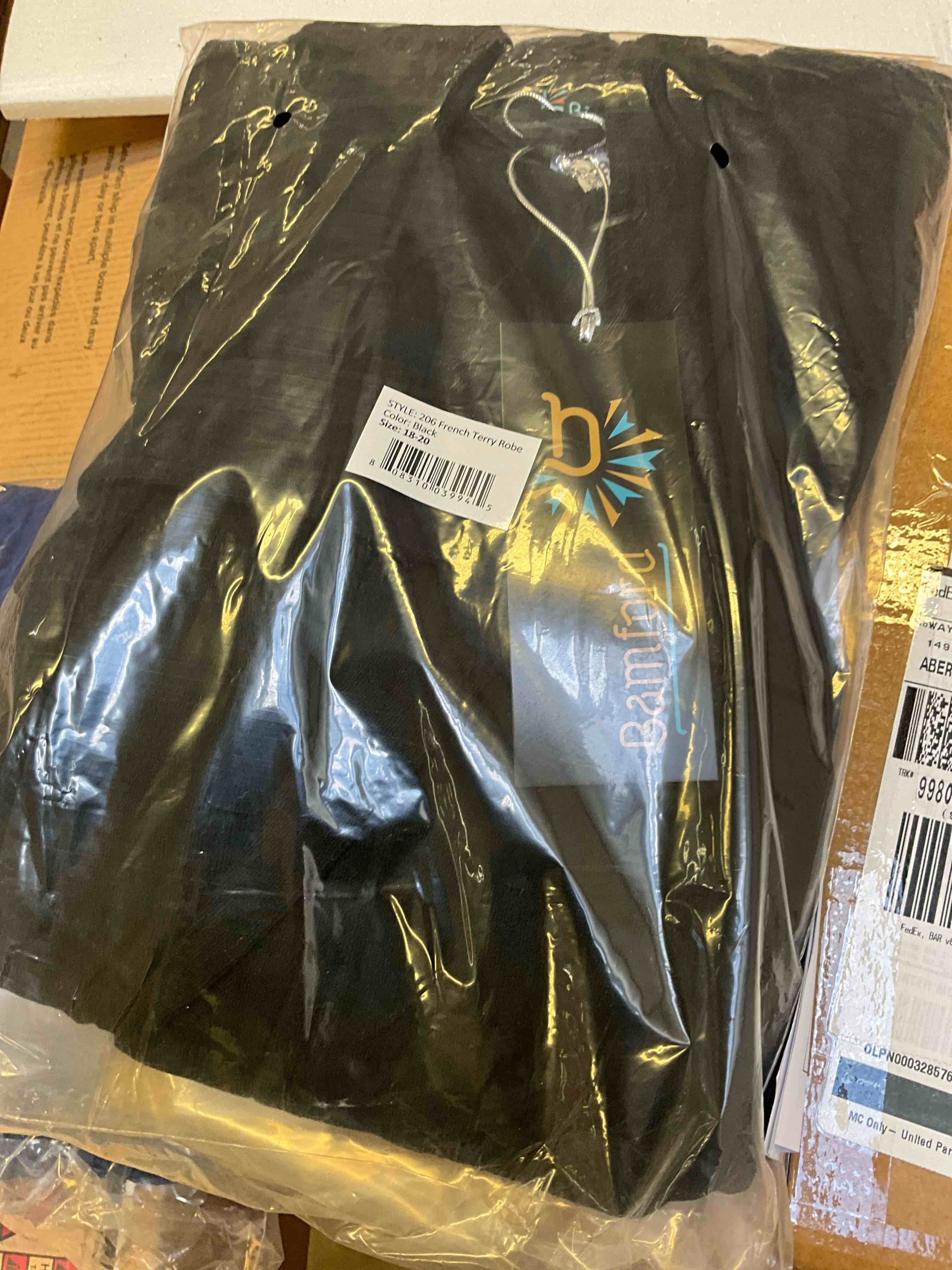 Condition photo showing New/Like New for bamford  terry robles size 18-20, black (pickup cage)
