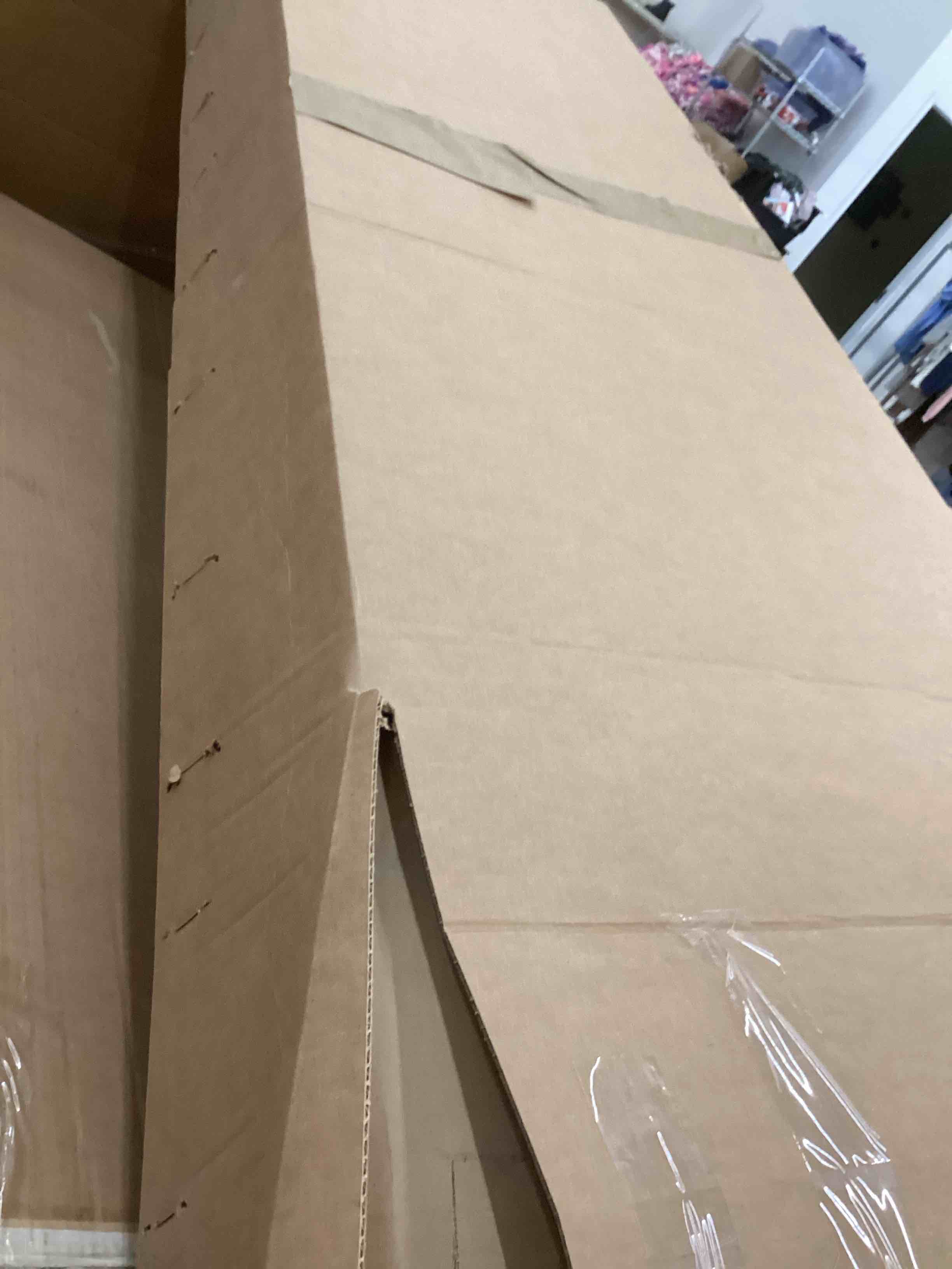 https://s3.amazonaws.com/lotting-images-prod/bidfta/BRN4117018_1777467279713.jpeg